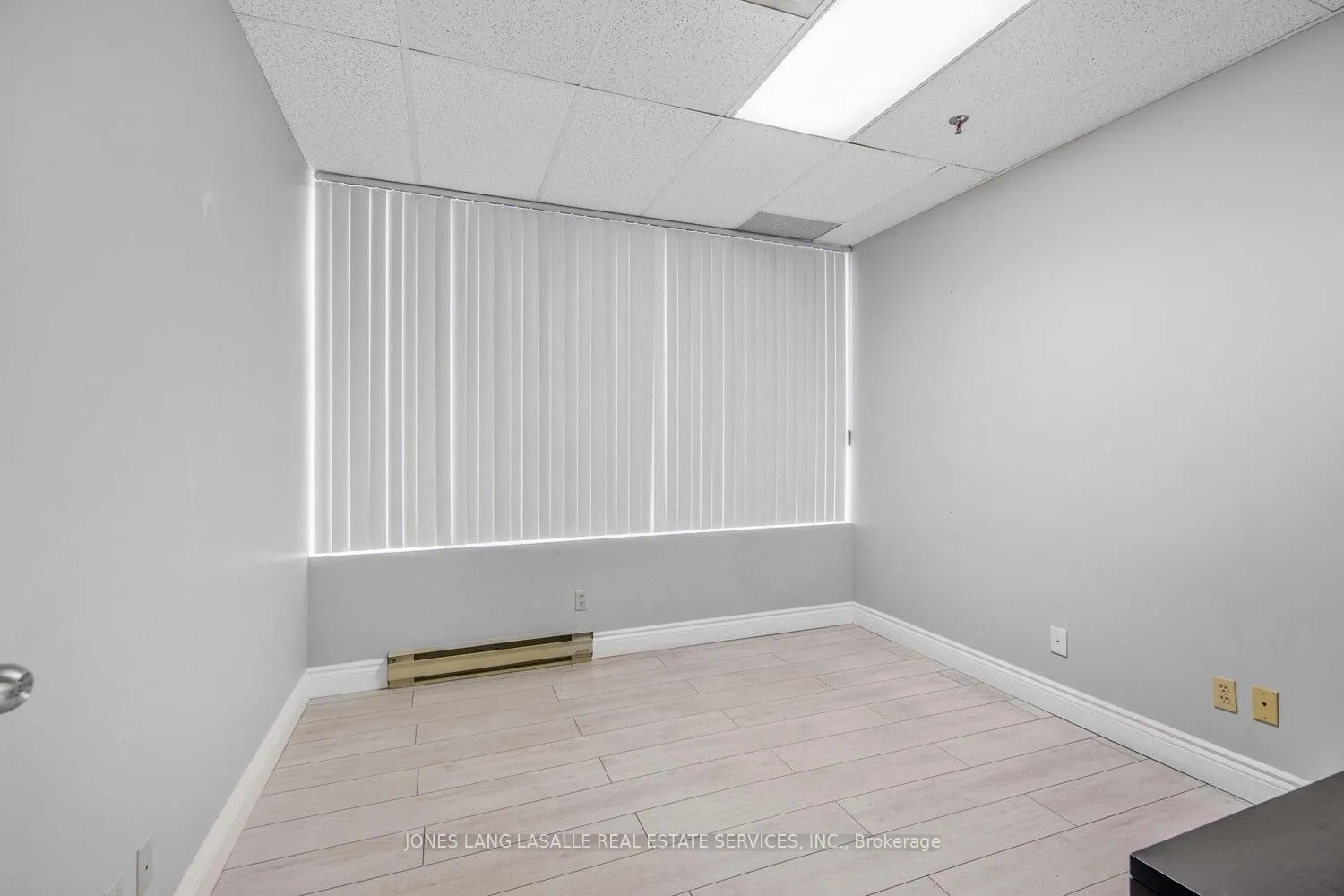 168 Konrad Crescent, #4