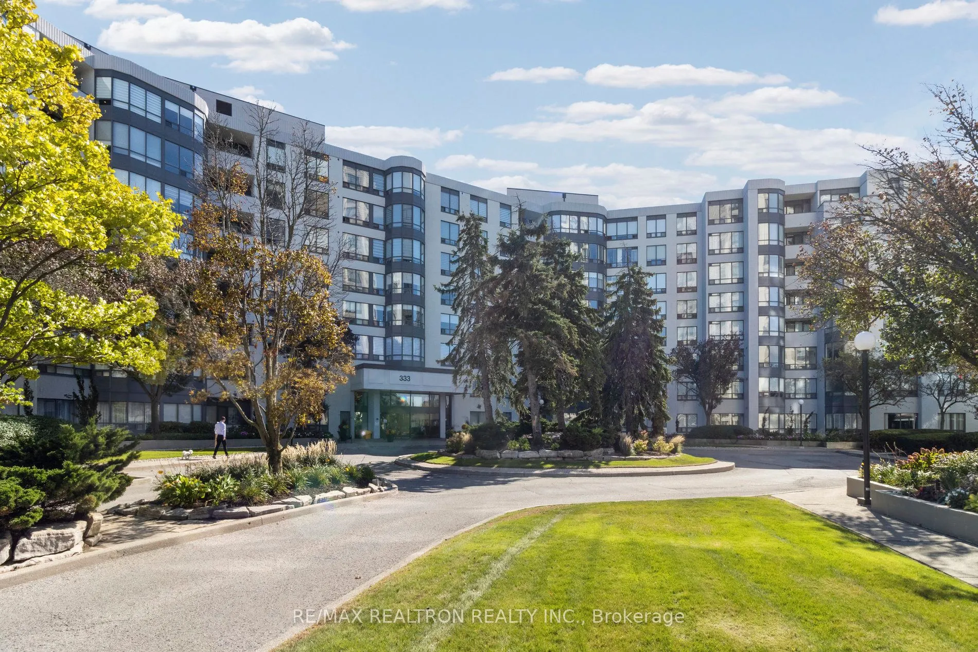 333 Clark Avenue W, #307