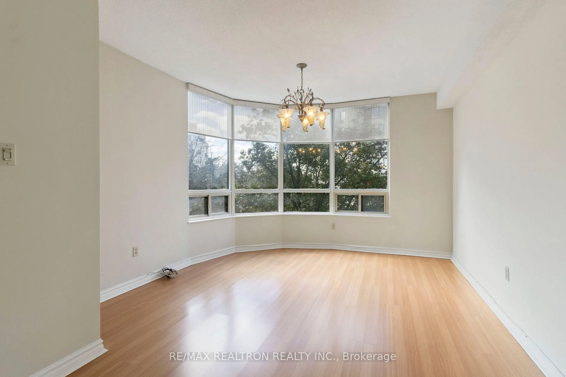 333 Clark Avenue W, #307