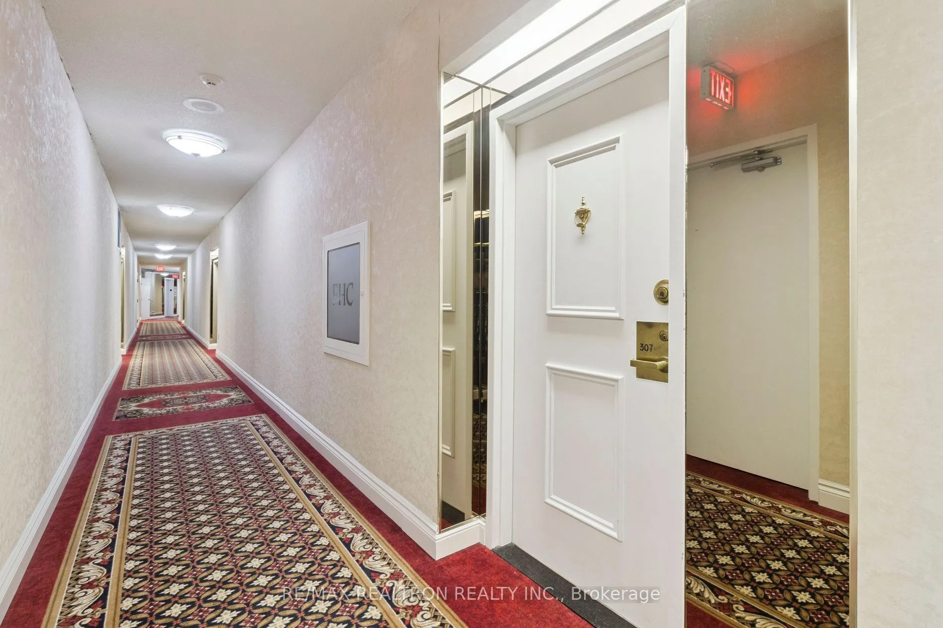 333 Clark Avenue W, #307