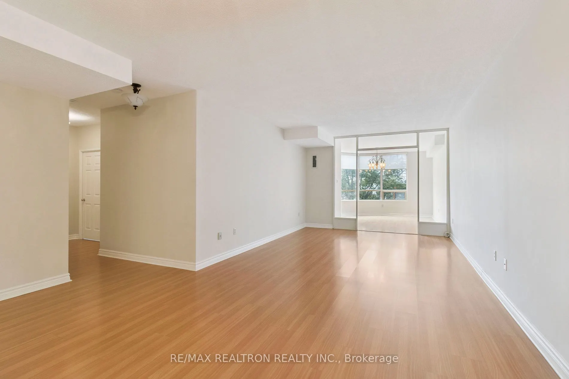333 Clark Avenue W, #307