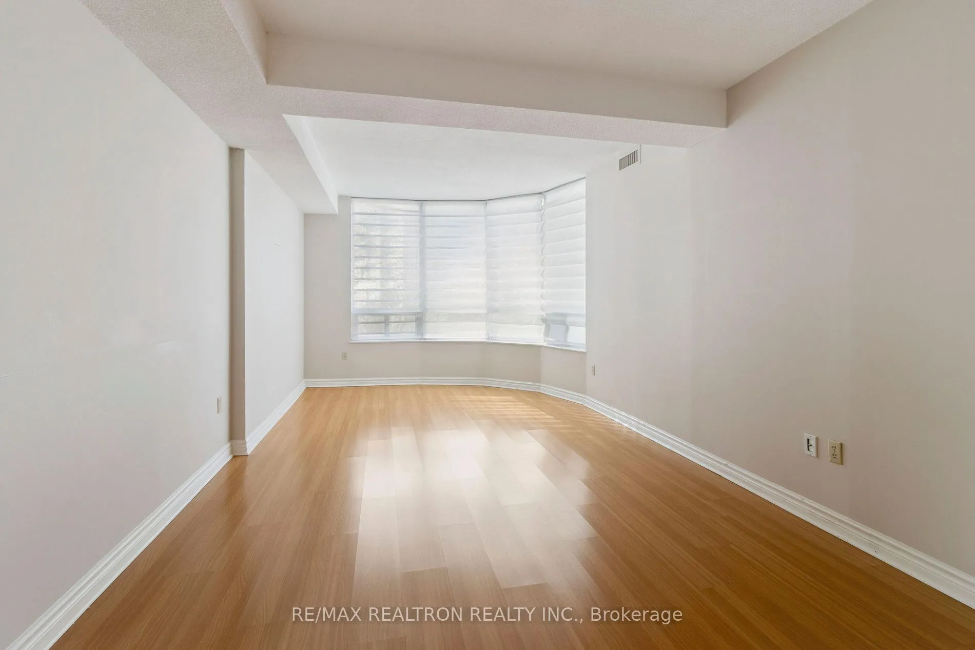 333 Clark Avenue W, #307