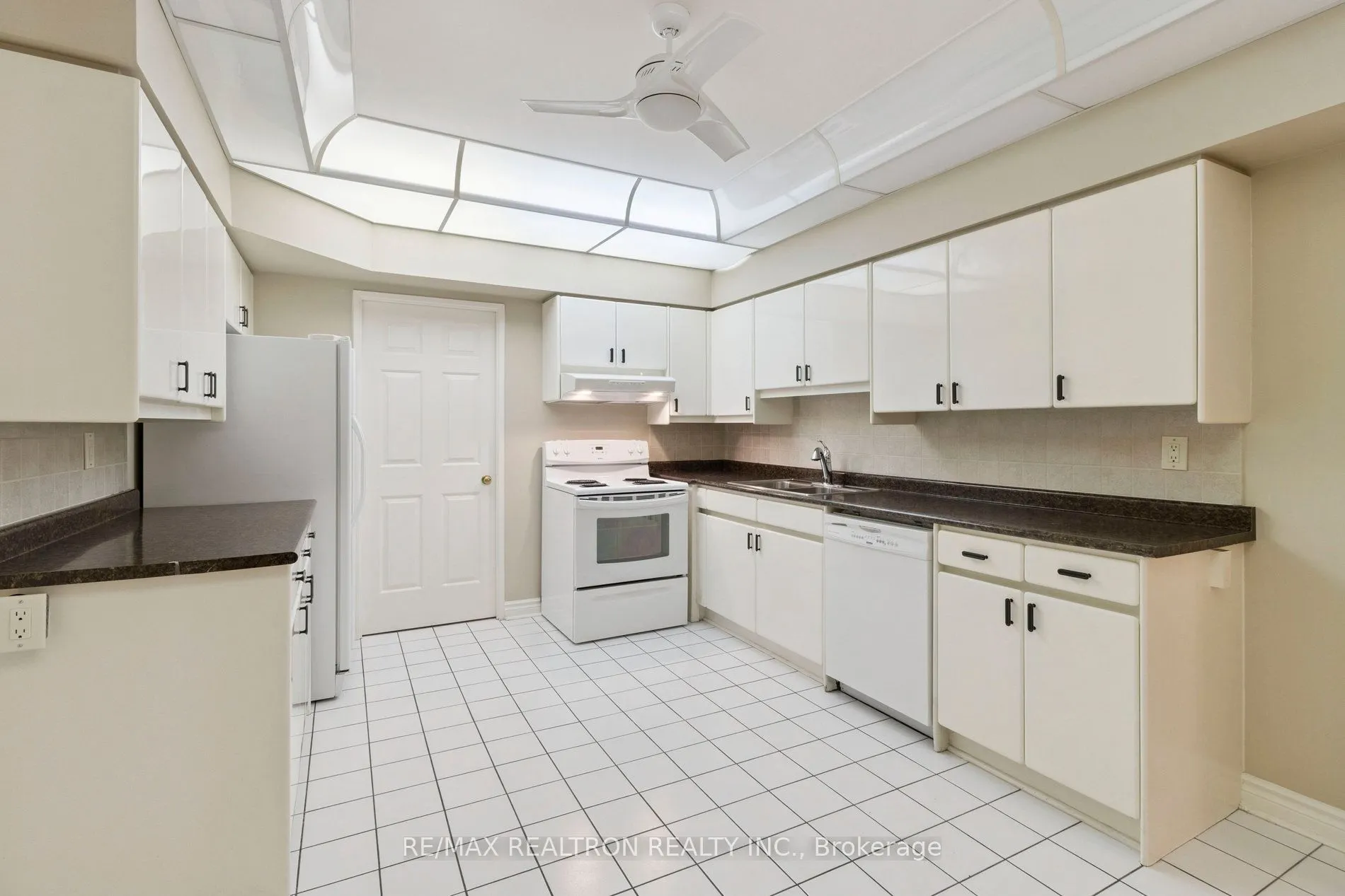 333 Clark Avenue W, #307