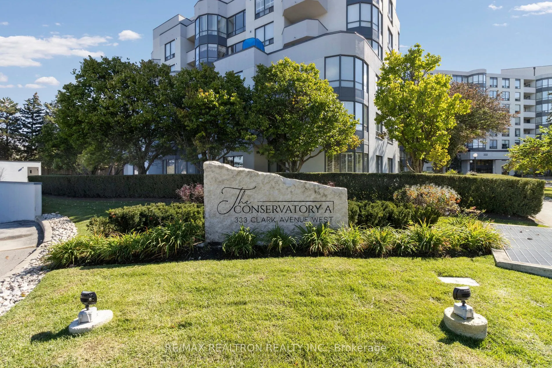 333 Clark Avenue W, #307