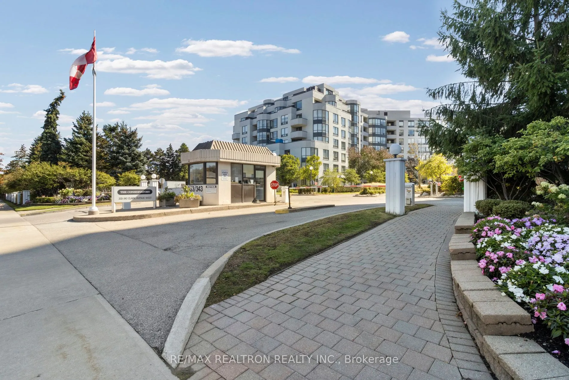 333 Clark Avenue W, #307