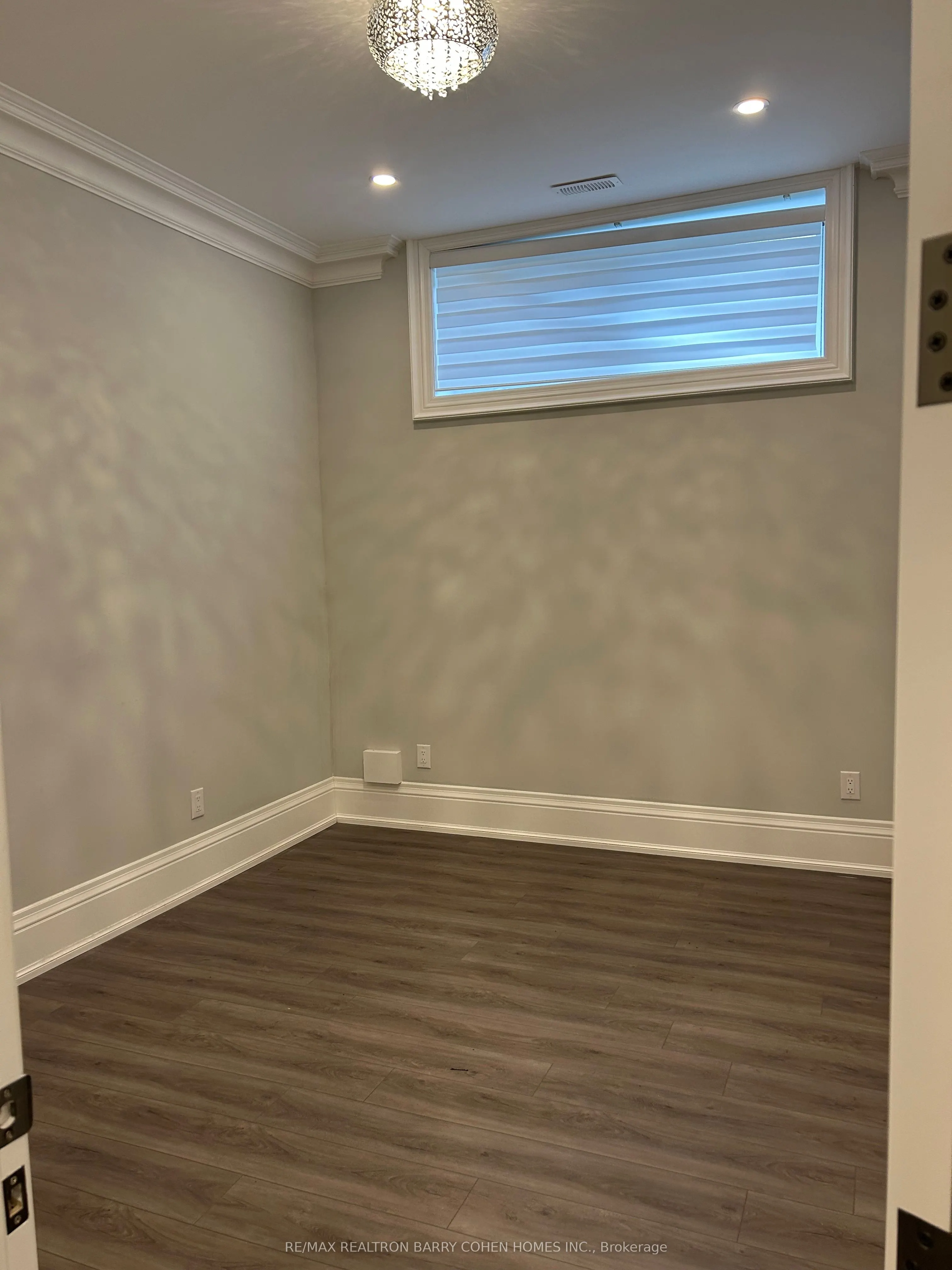 34 Crestwood Road, #Basement