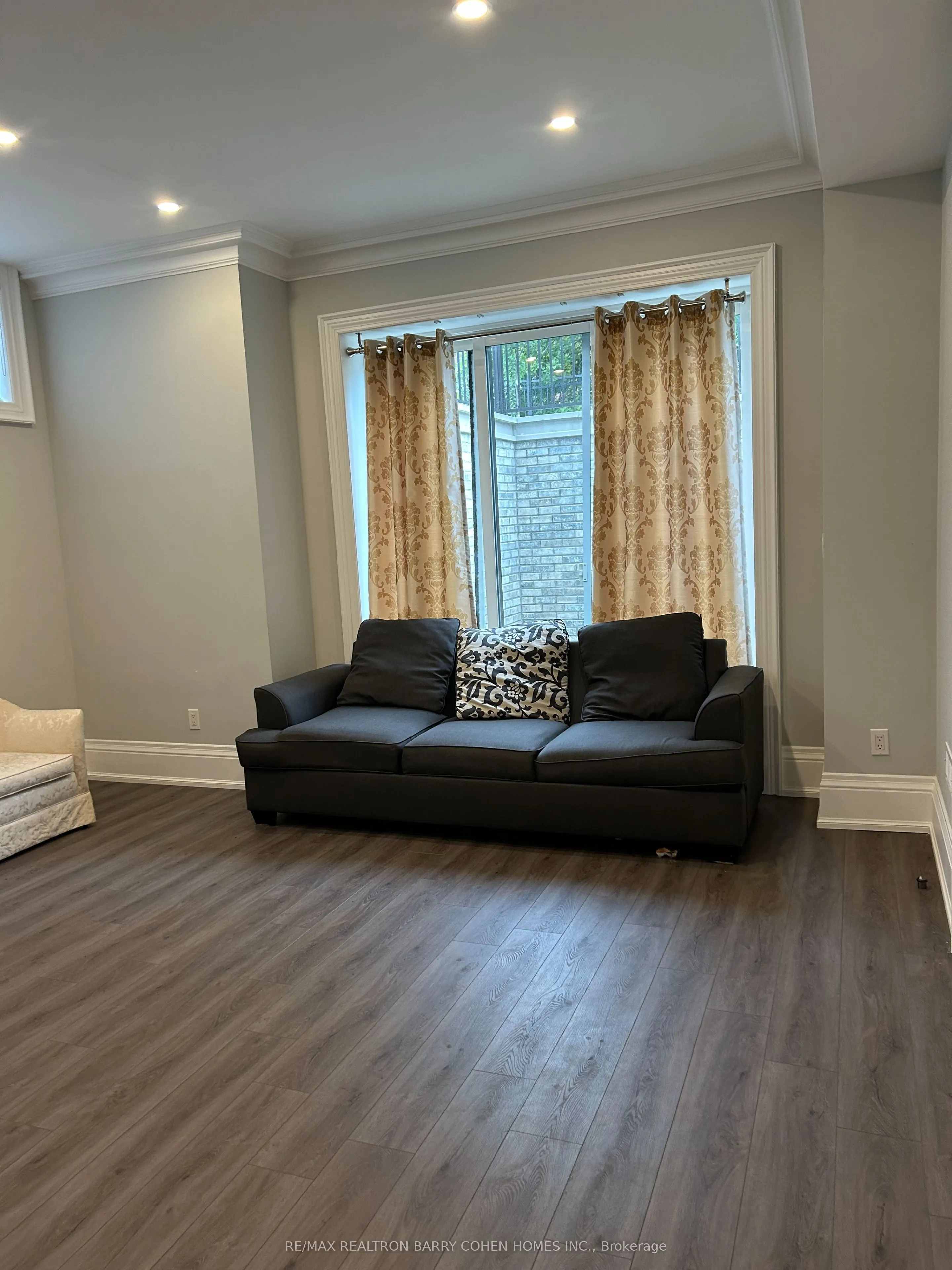 34 Crestwood Road, #Basement