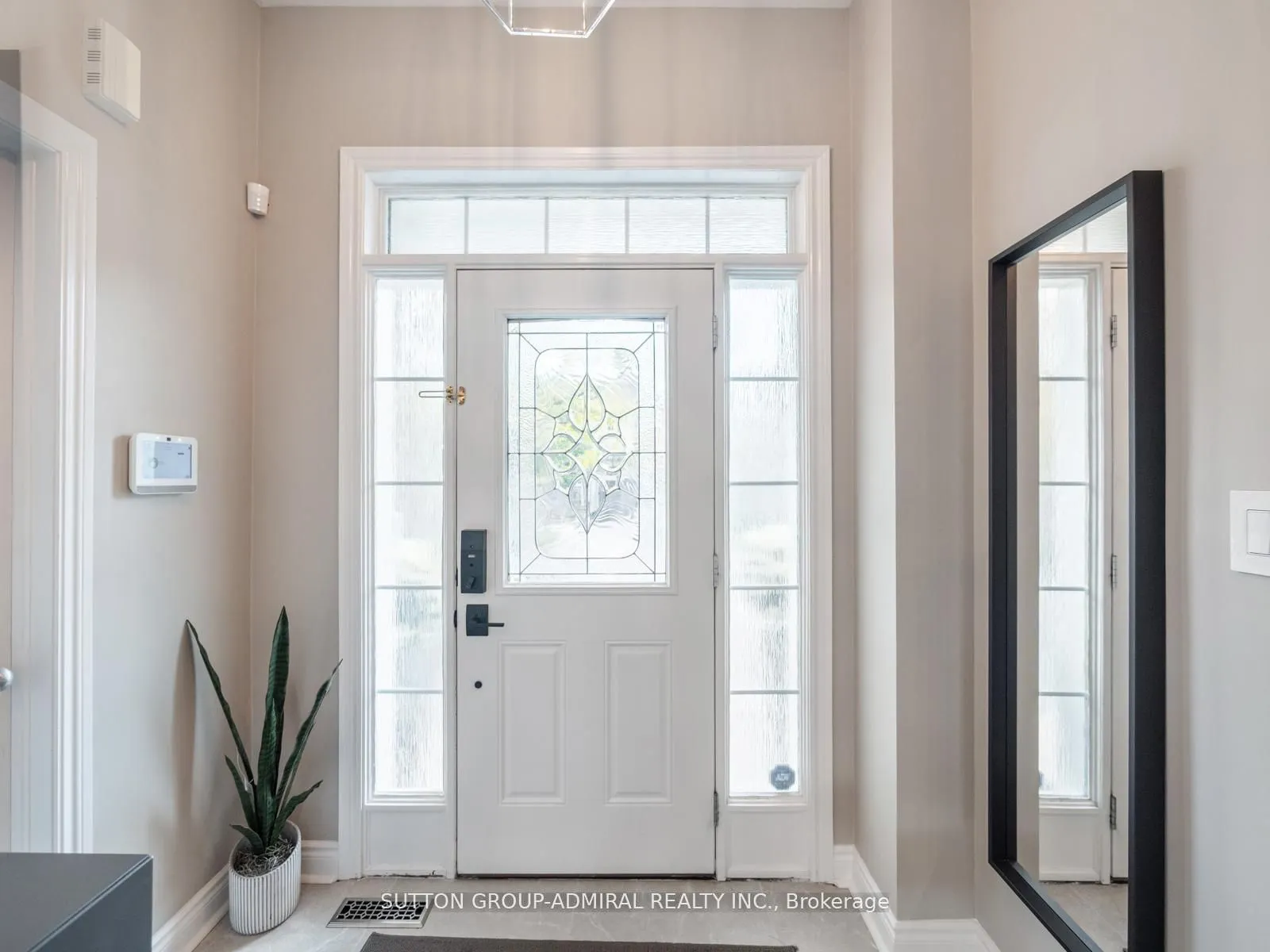 1057 Warby Trail
