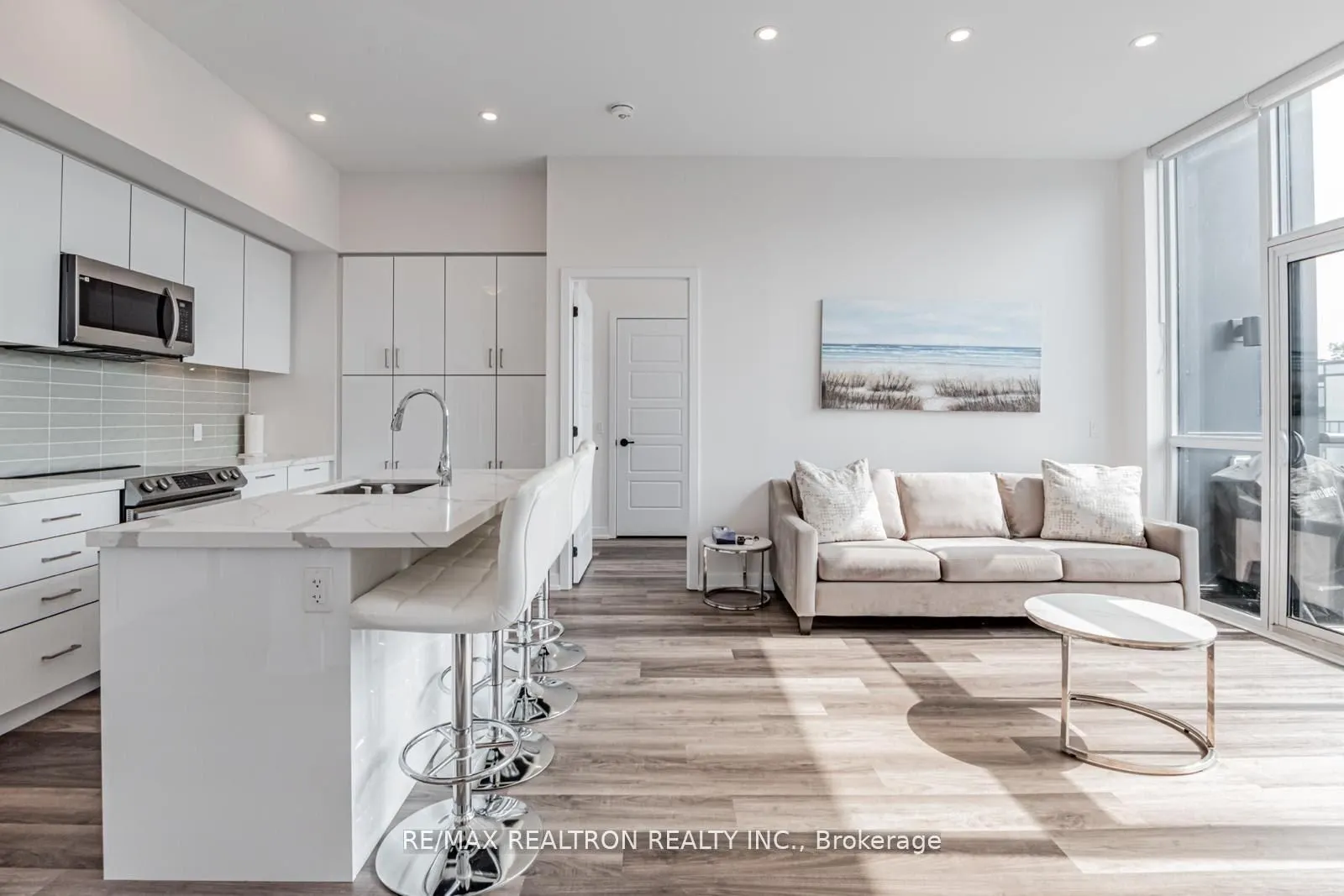415 Sea Ray Avenue, #421