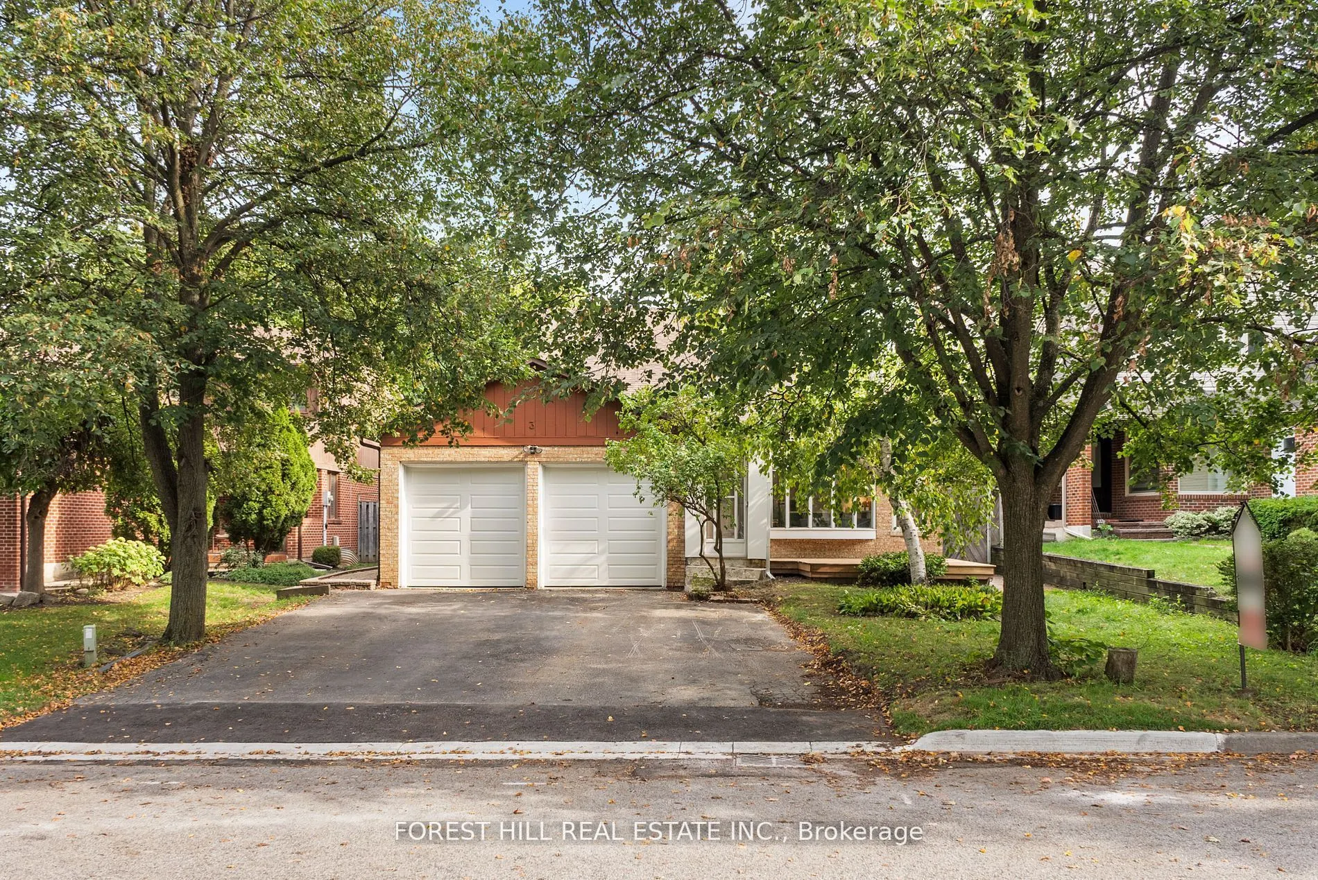 3 Saunders Lane