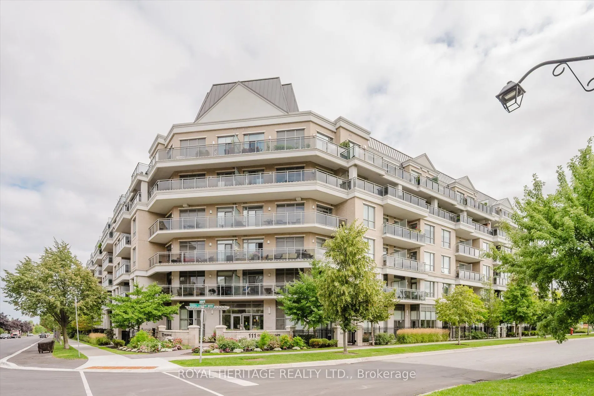 111 Civic Square Gate, #215