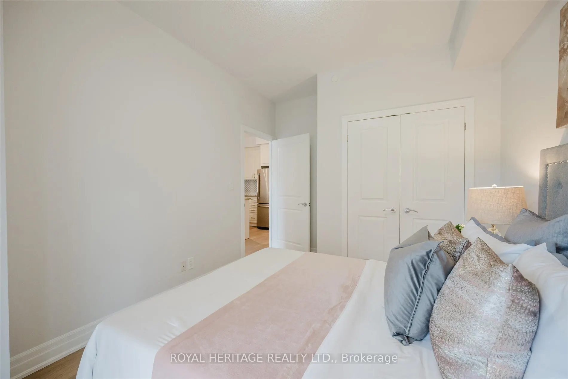 111 Civic Square Gate, #215