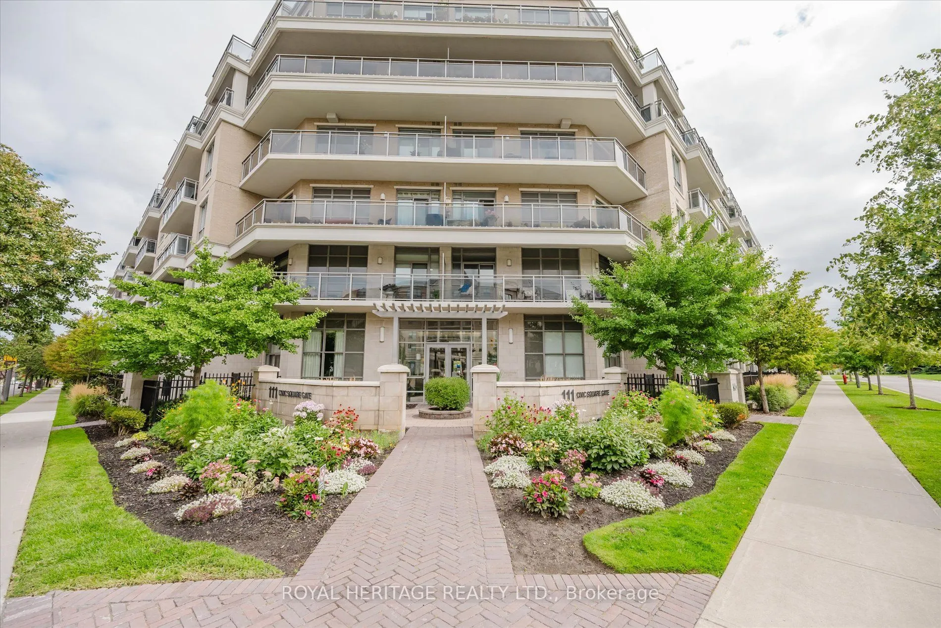 111 Civic Square Gate, #215