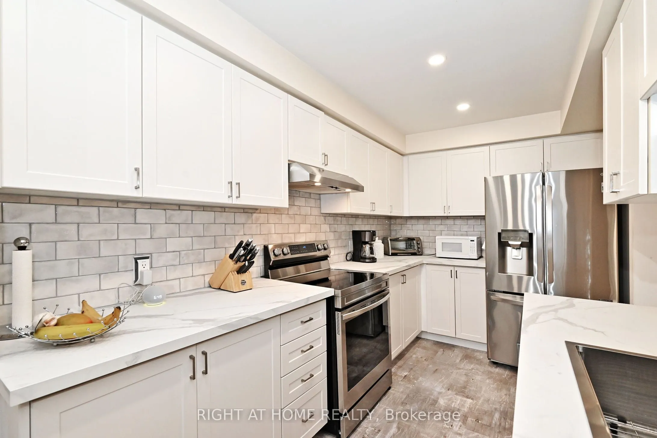 73 Bloomgate Crescent