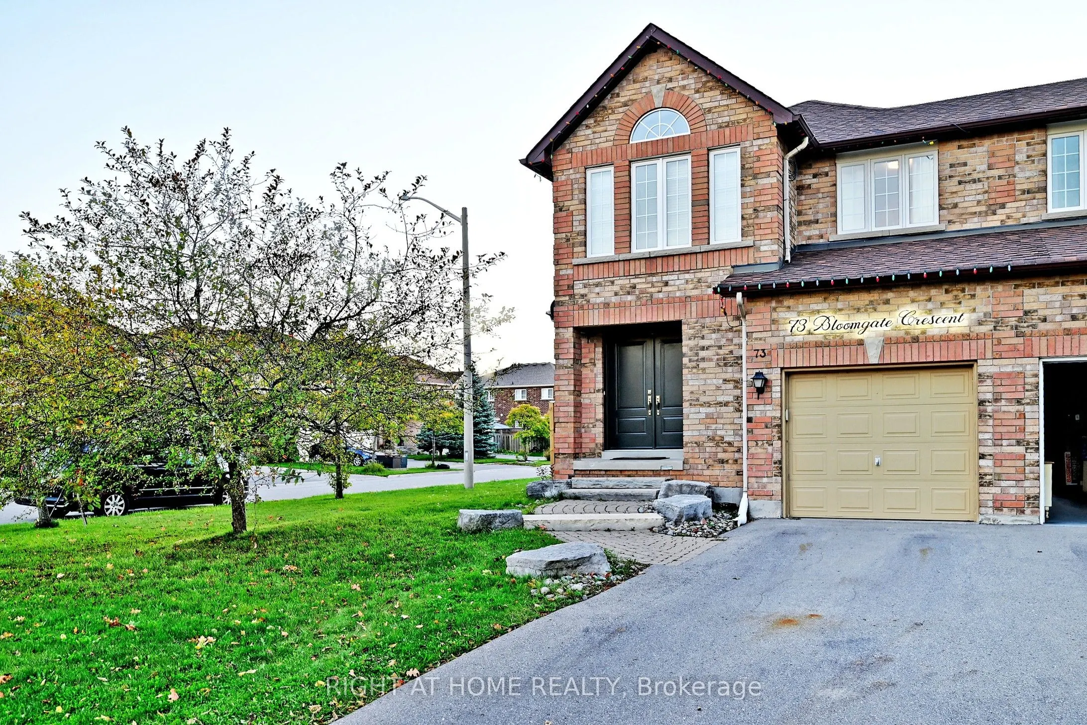 73 Bloomgate Crescent