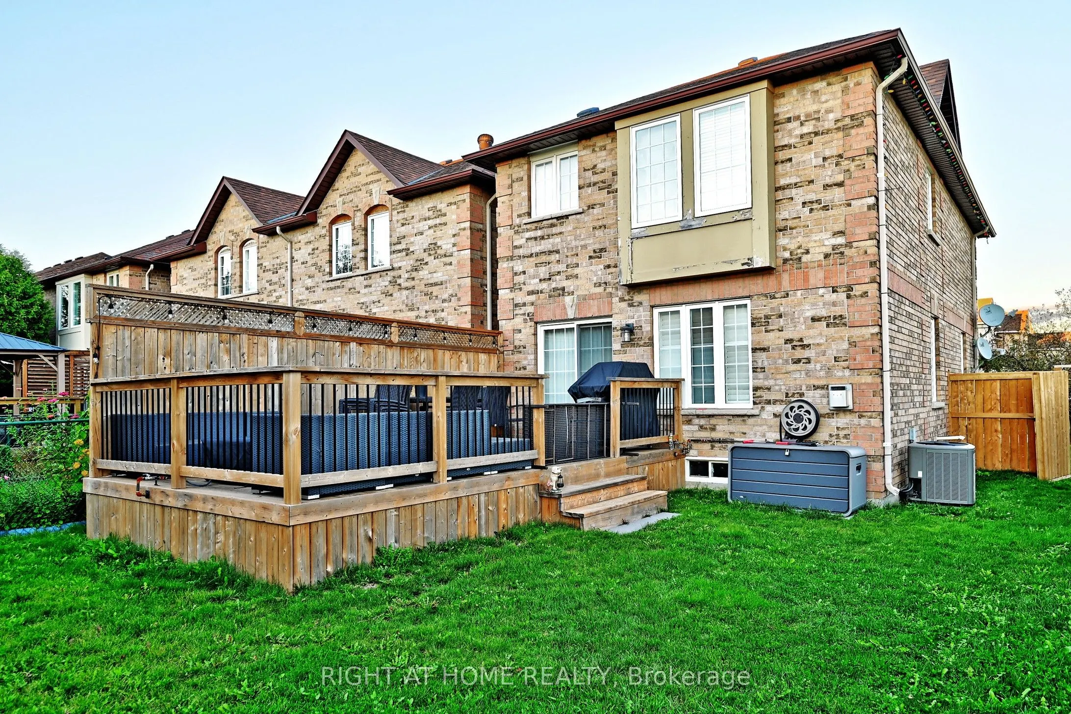 73 Bloomgate Crescent