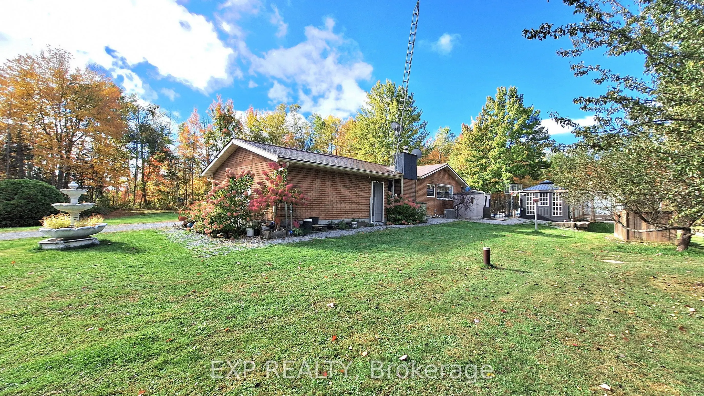 24762 Weirs Side Road