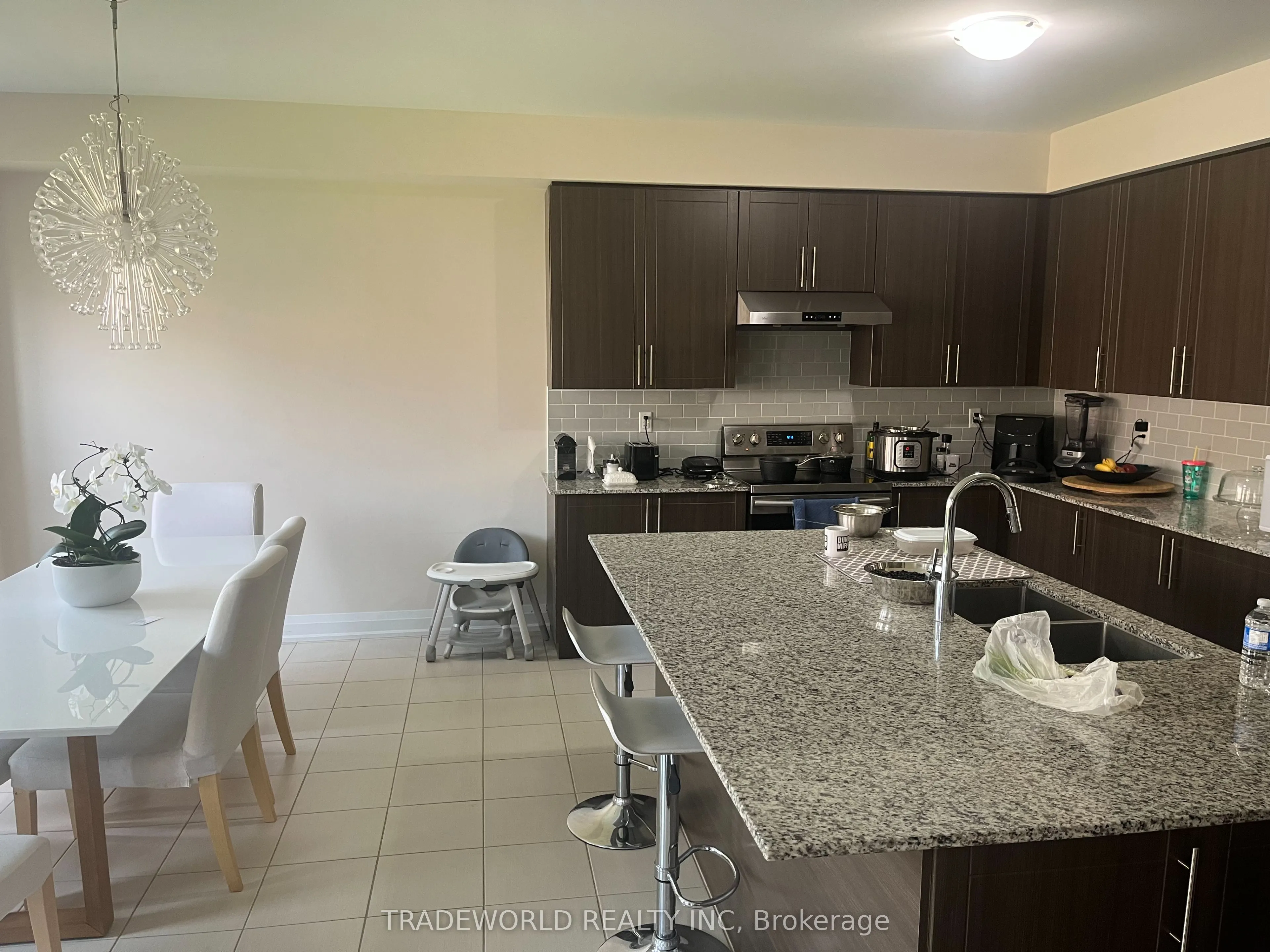 46 Ladder Crescent