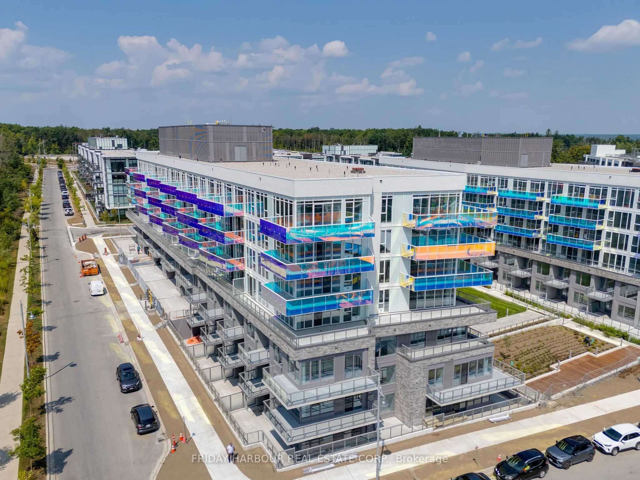333 Sunseeker Avenue, #409
