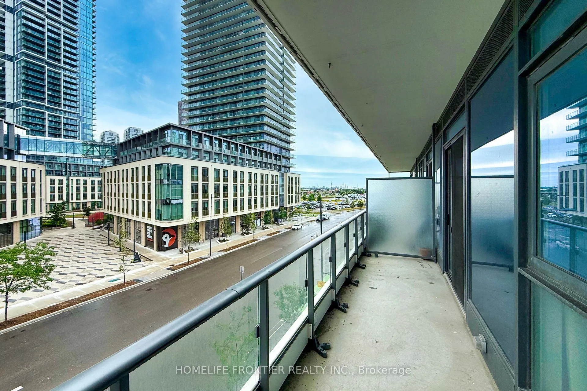 950 Portage Parkway, #303