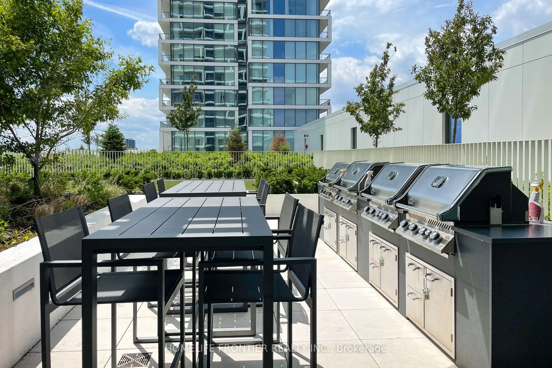 950 Portage Parkway, #303