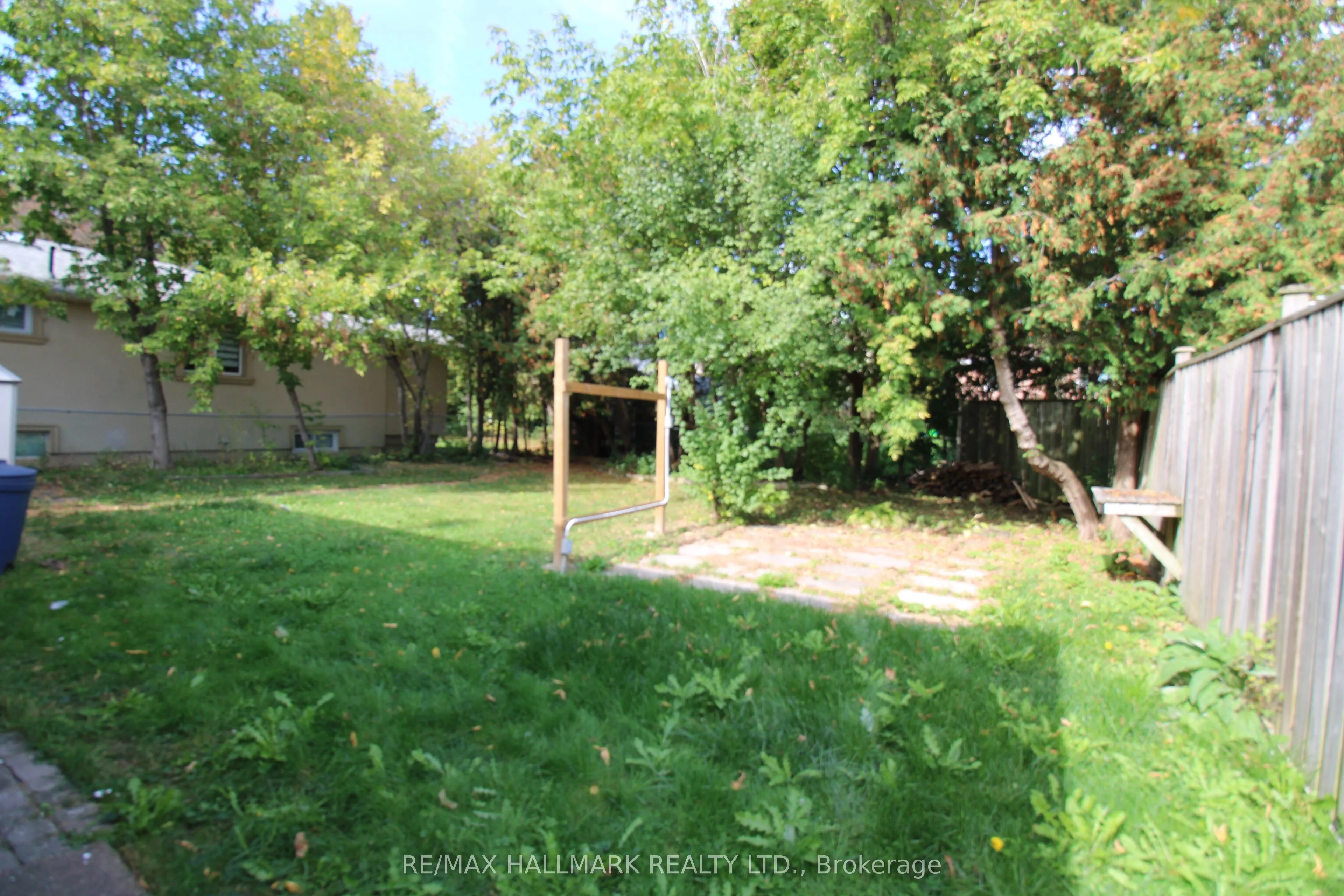 389 Allgood Street, #Main Fl