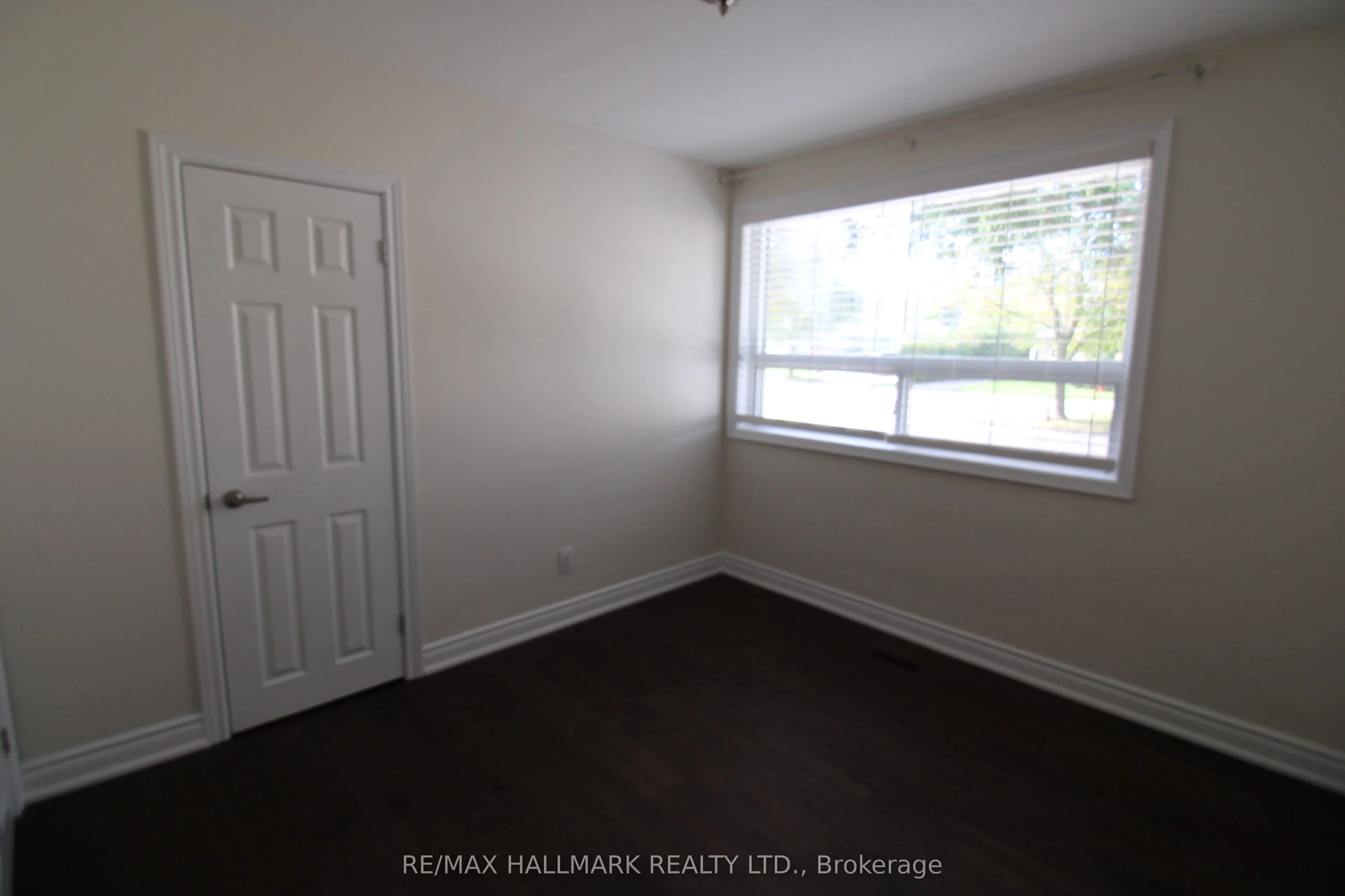 389 Allgood Street, #Main Fl