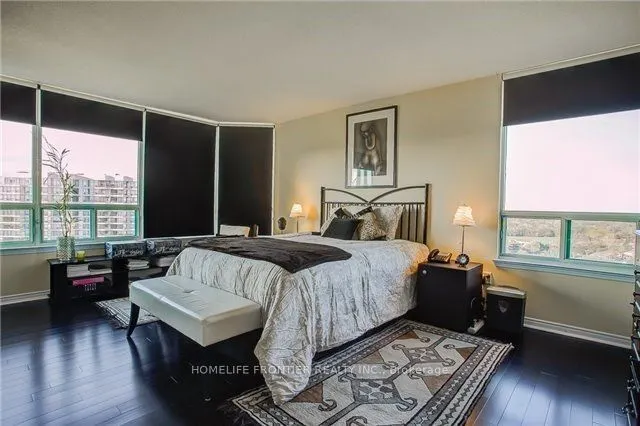 7250 Yonge Street, #1502