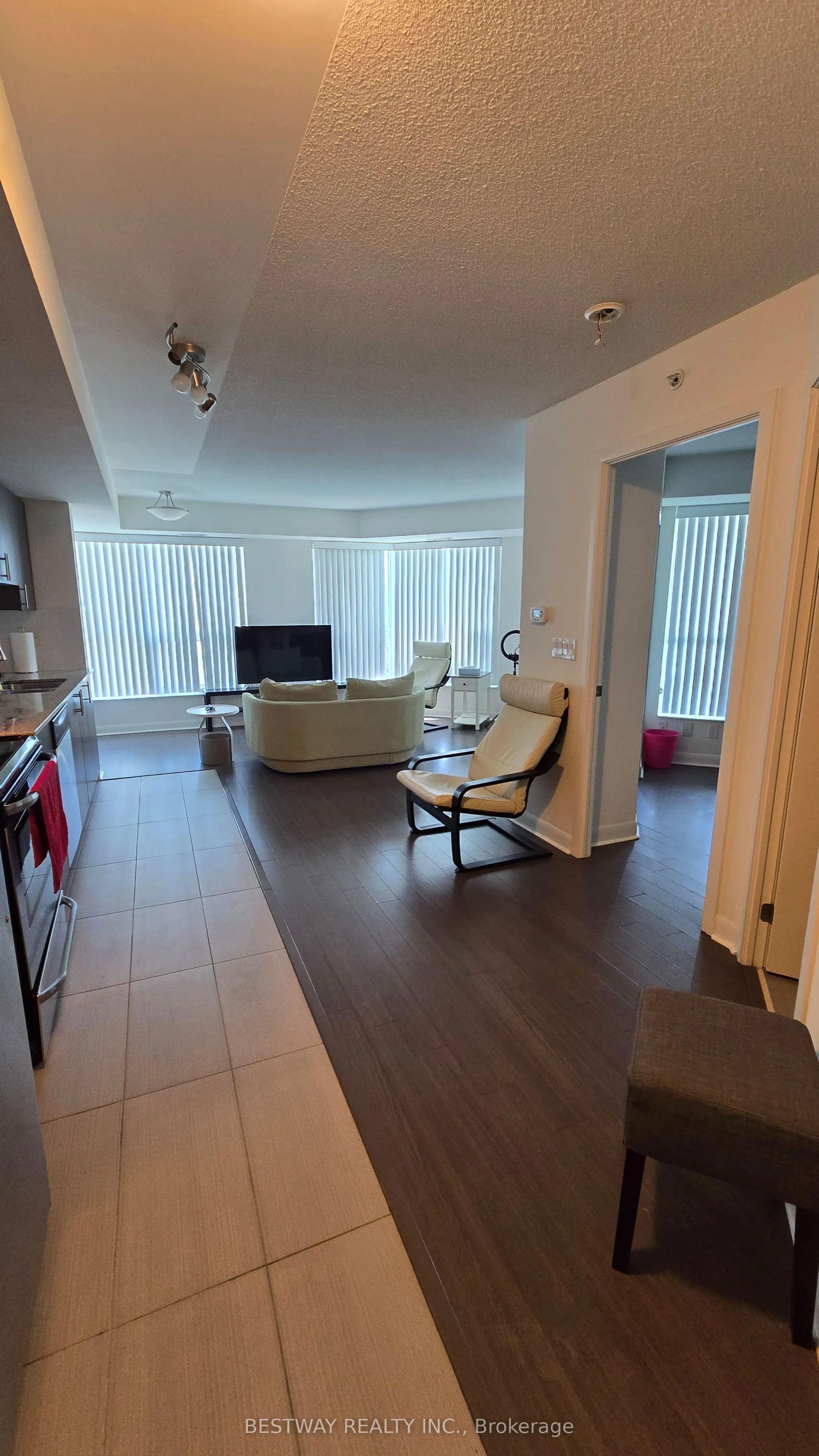 75 Norman Bethune Avenue, #208