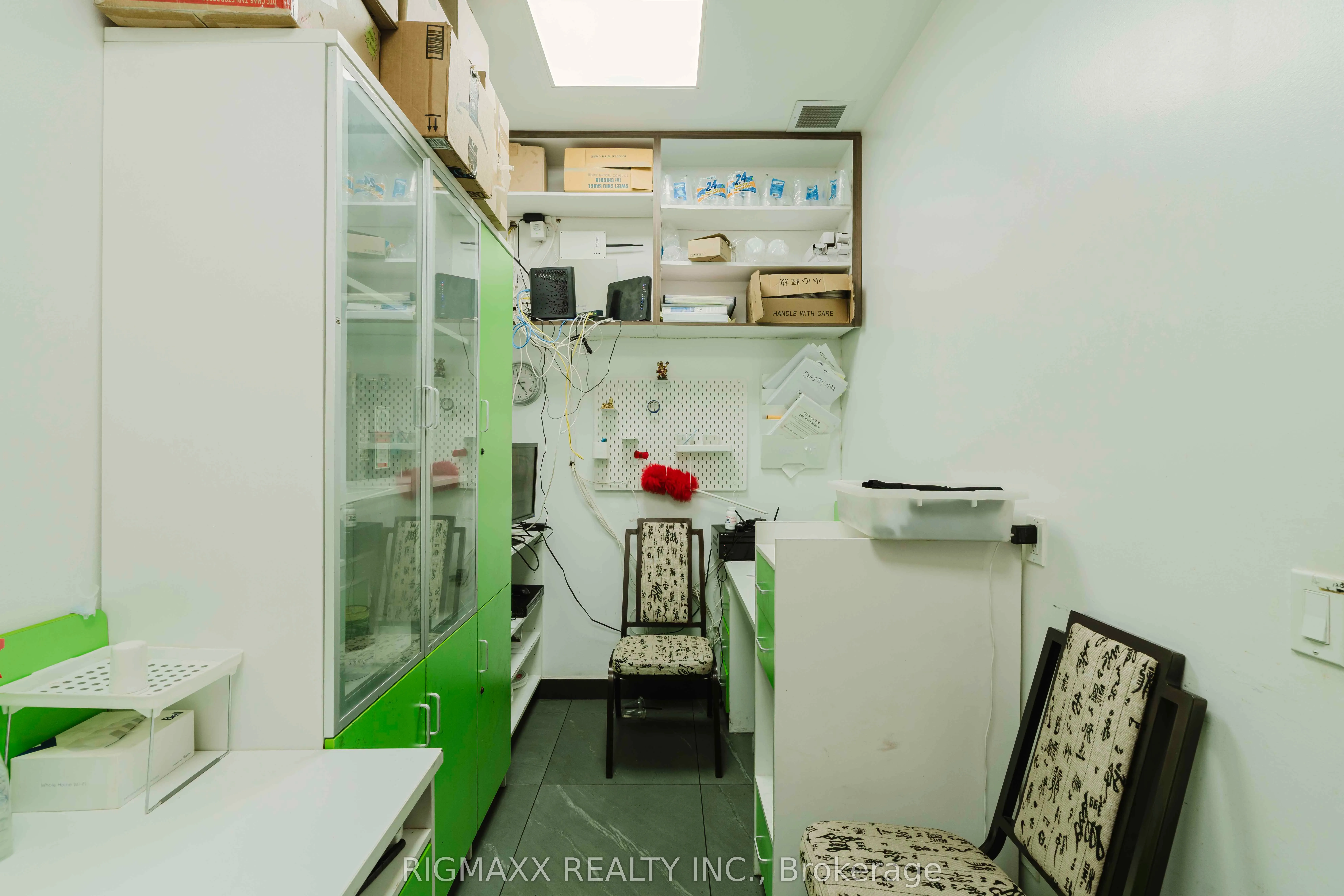 180 Steeles Avenue W, #20A