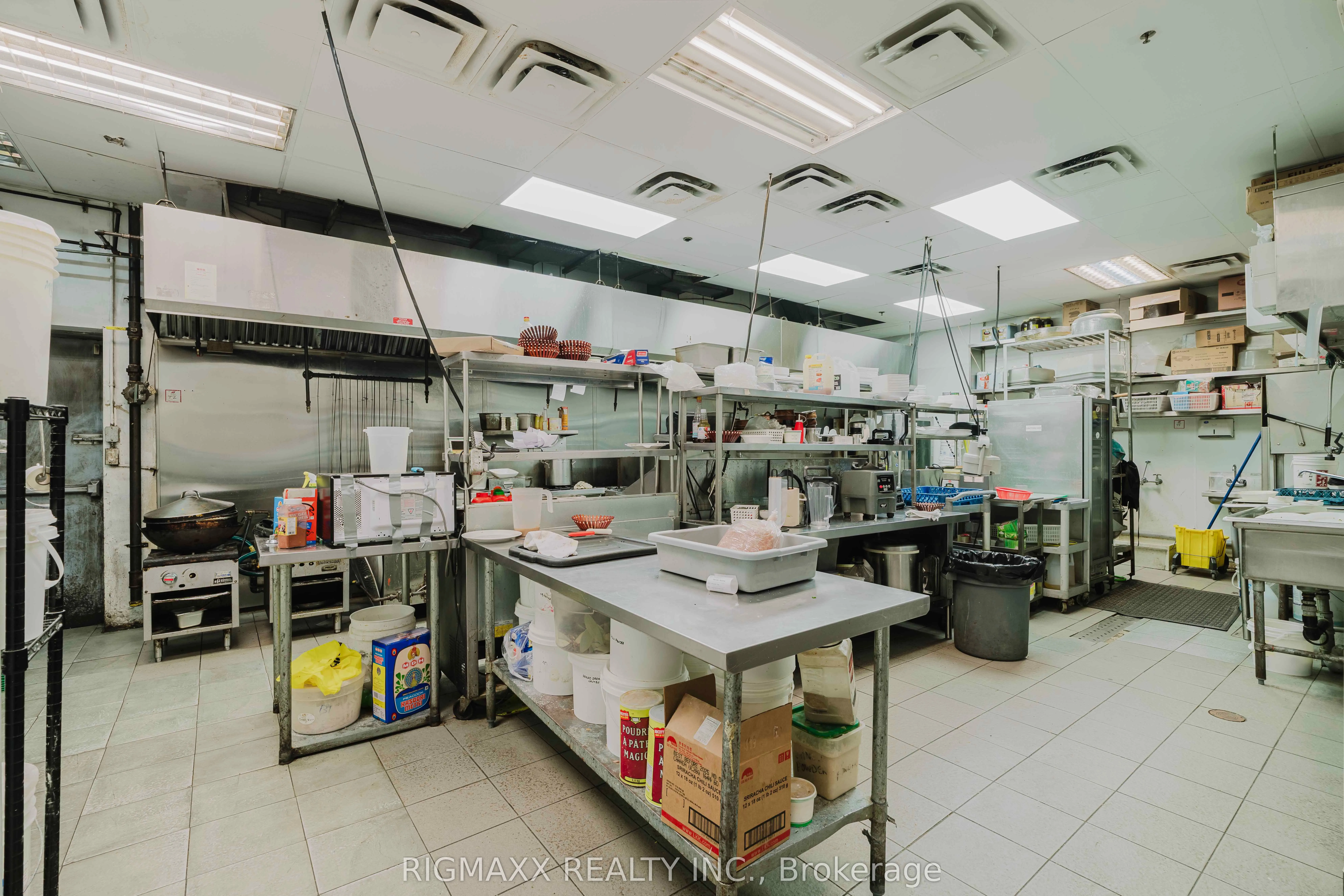 180 Steeles Avenue W, #20A
