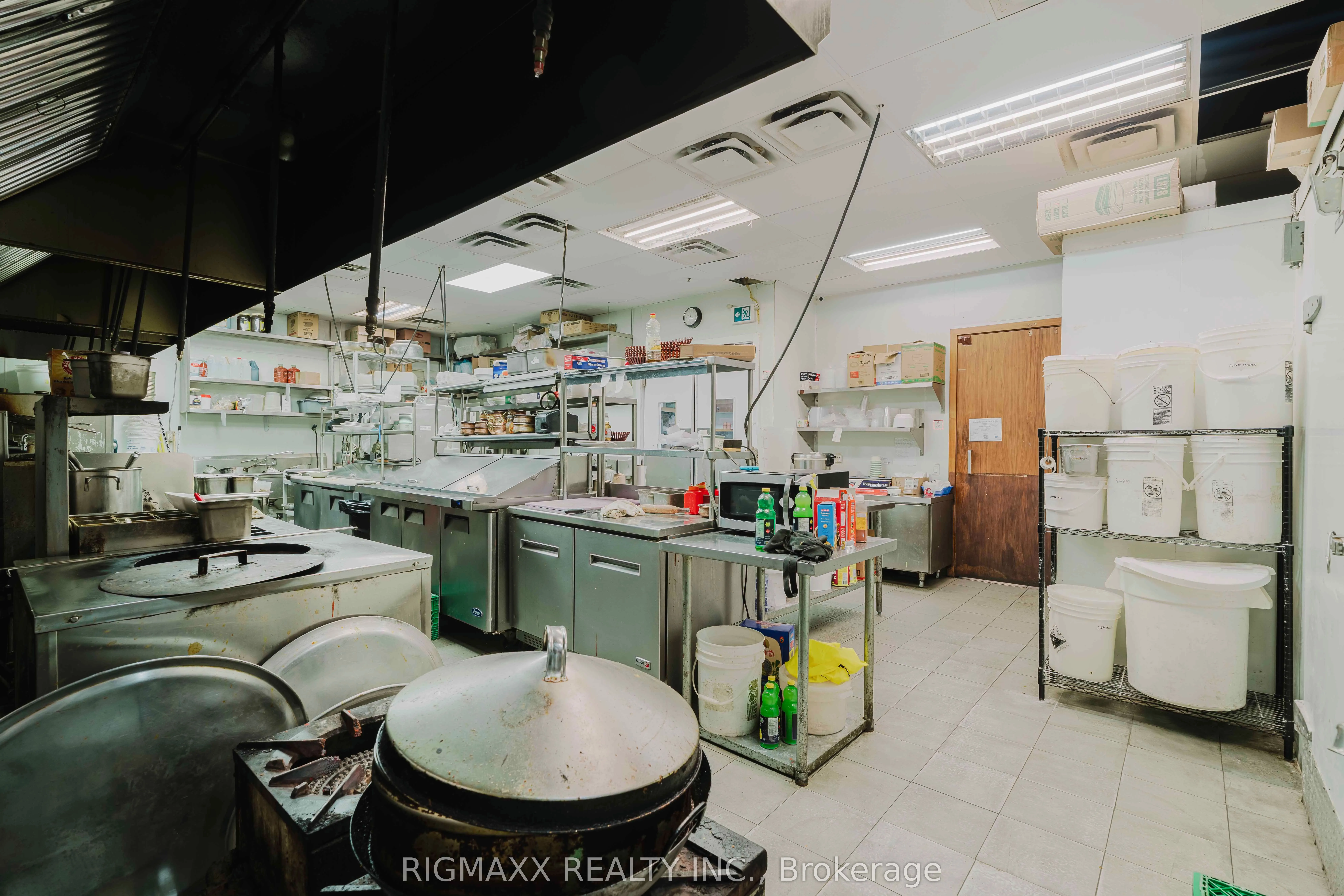 180 Steeles Avenue W, #20A
