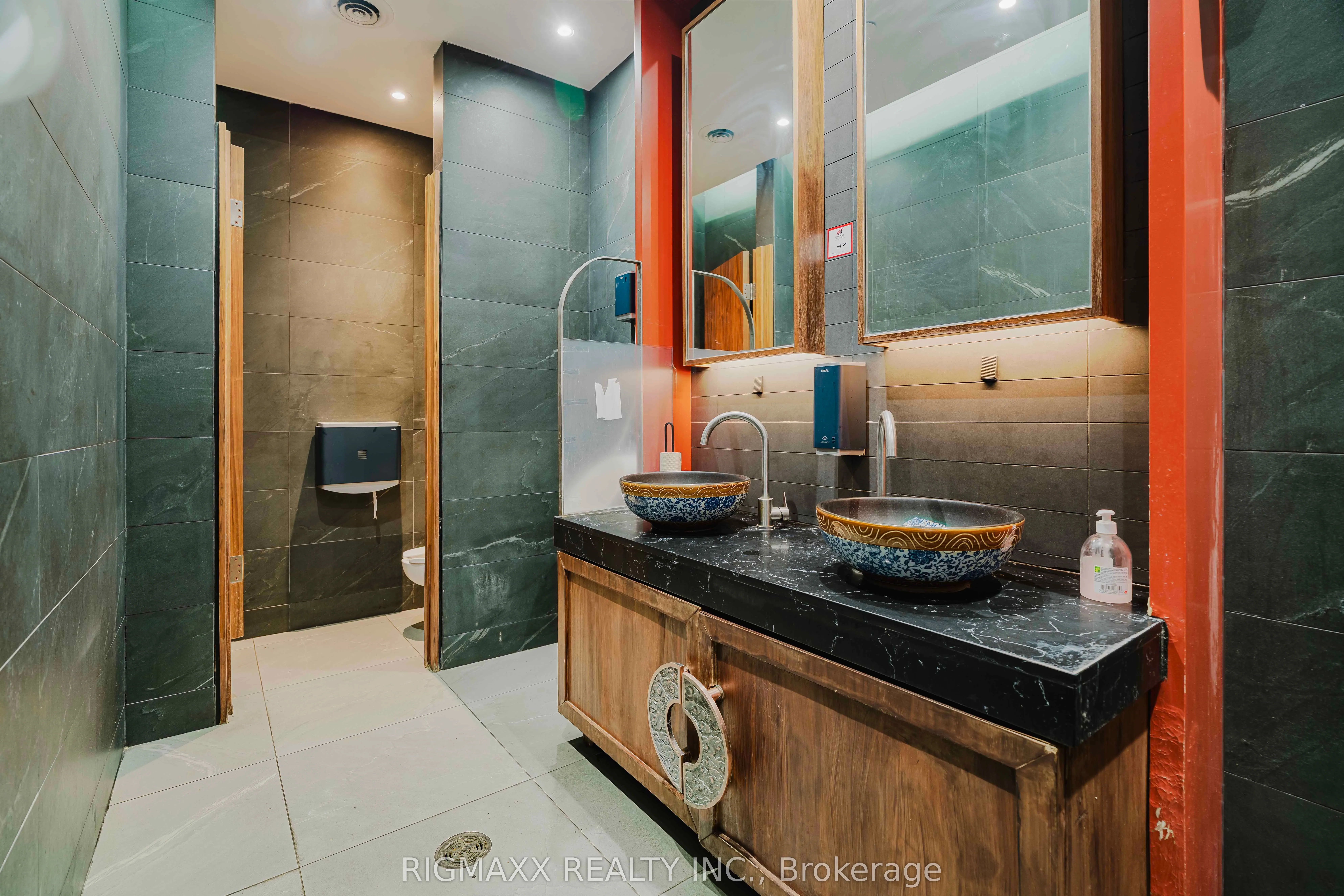 180 Steeles Avenue W, #20A