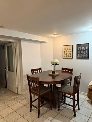 37 Depeuter Crescent