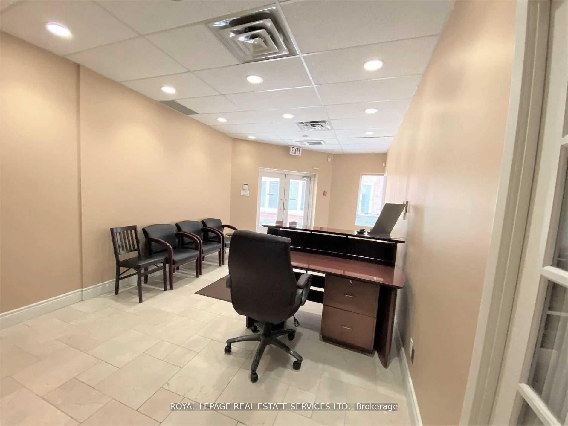 7626A Yonge Street, #27