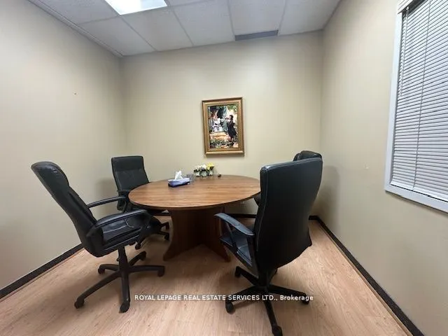 7626A Yonge Street, #27