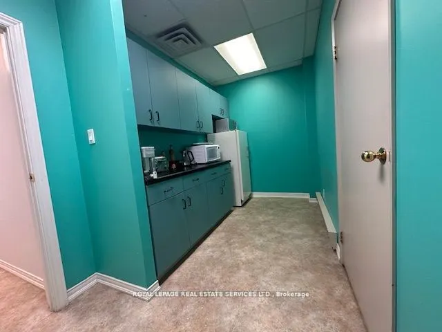 7626A Yonge Street, #27