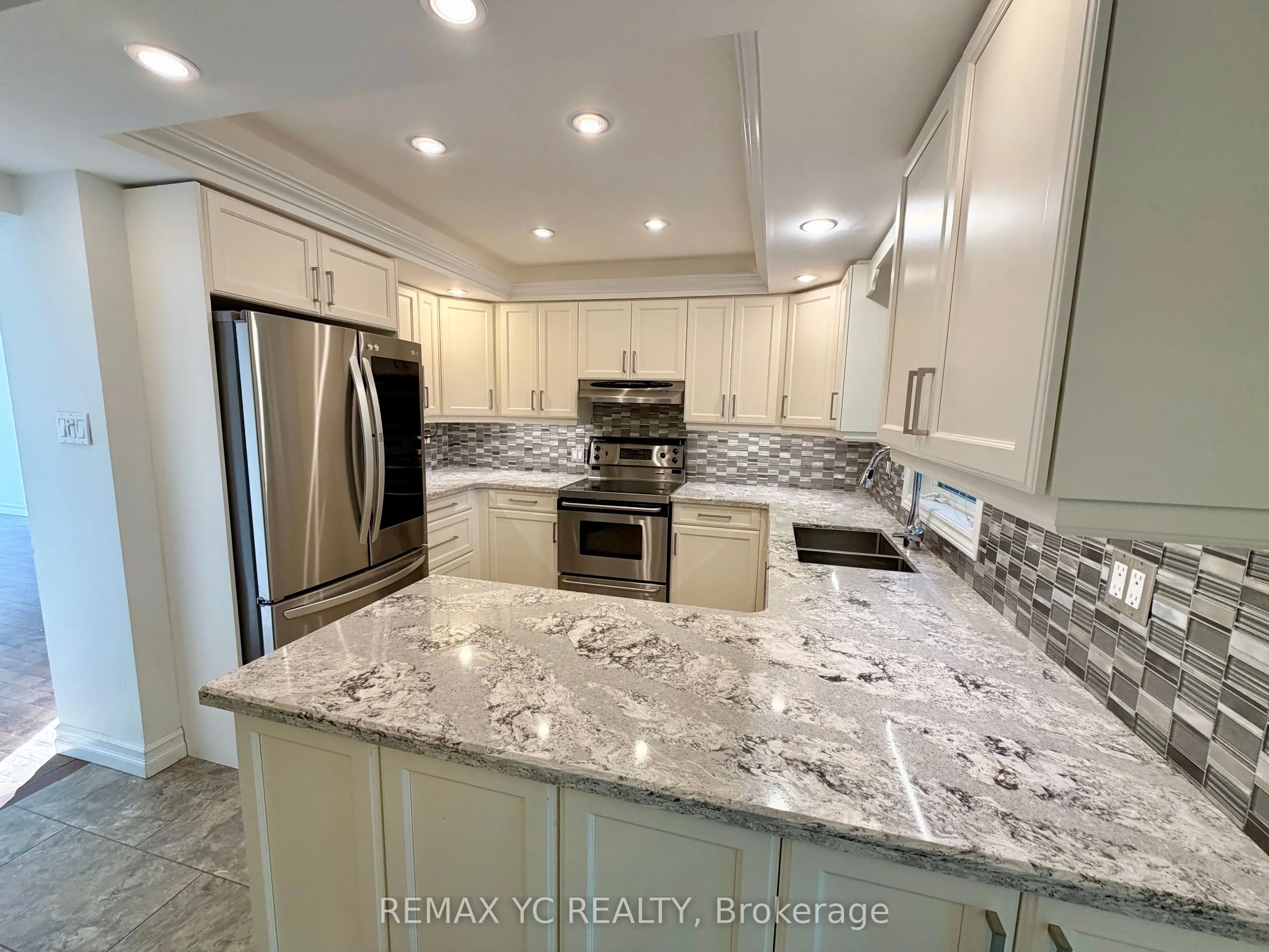 67 Fern Valley Crescent