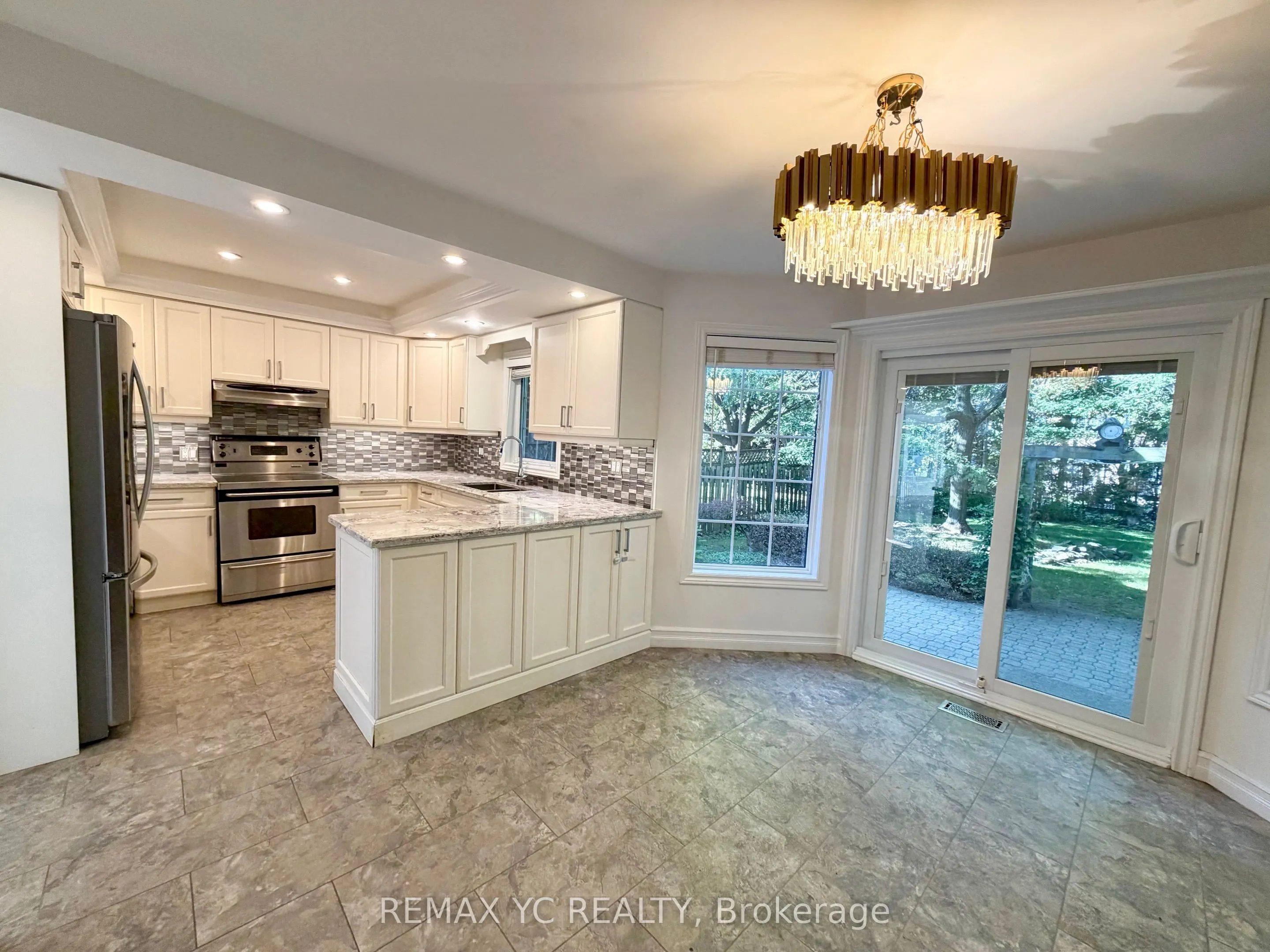 67 Fern Valley Crescent