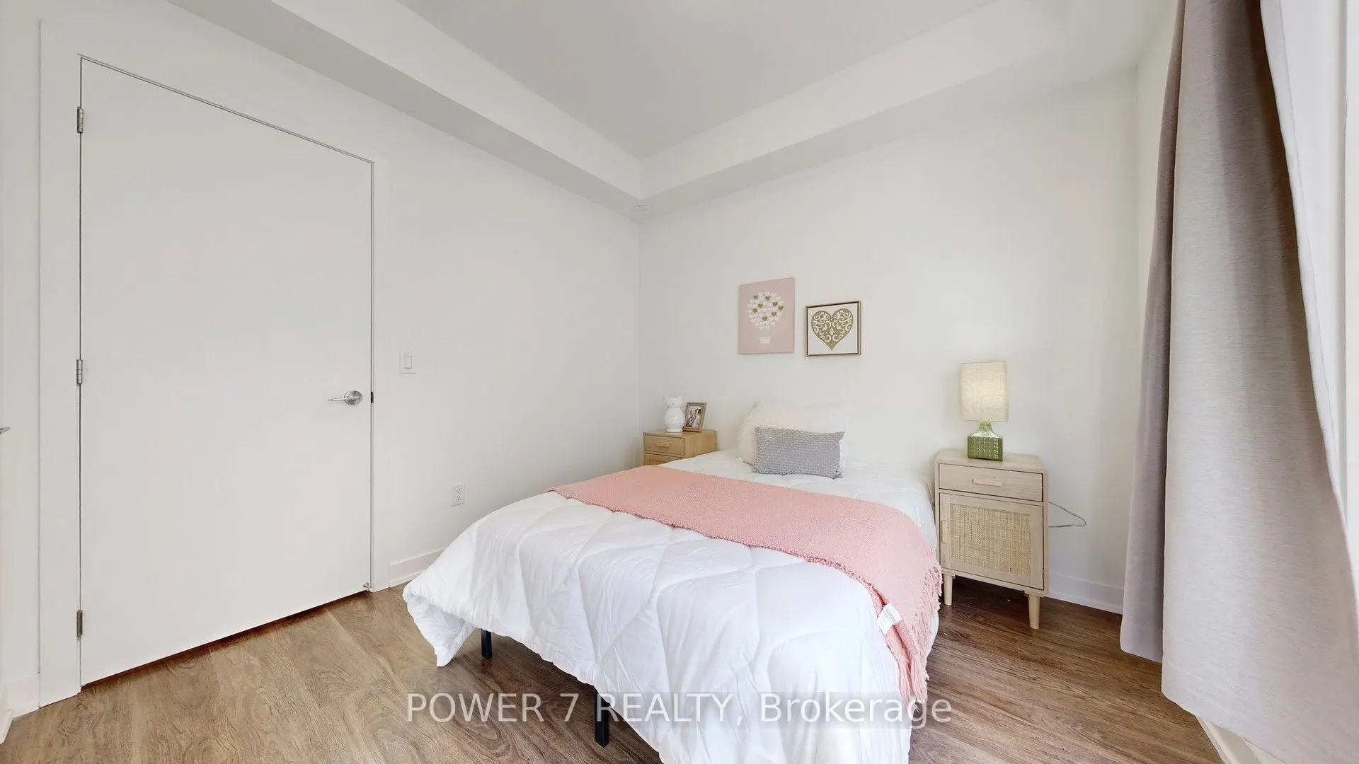 14 David Eyer Road, #1009