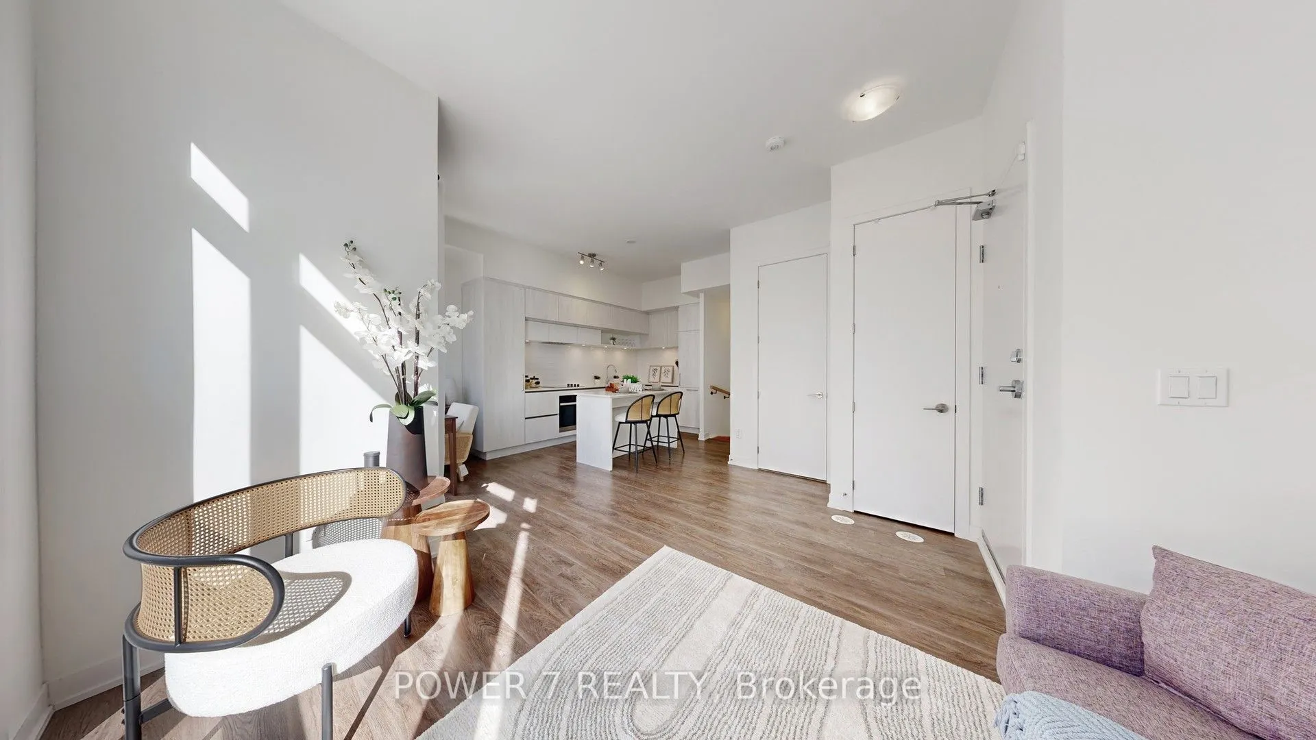 14 David Eyer Road, #1009