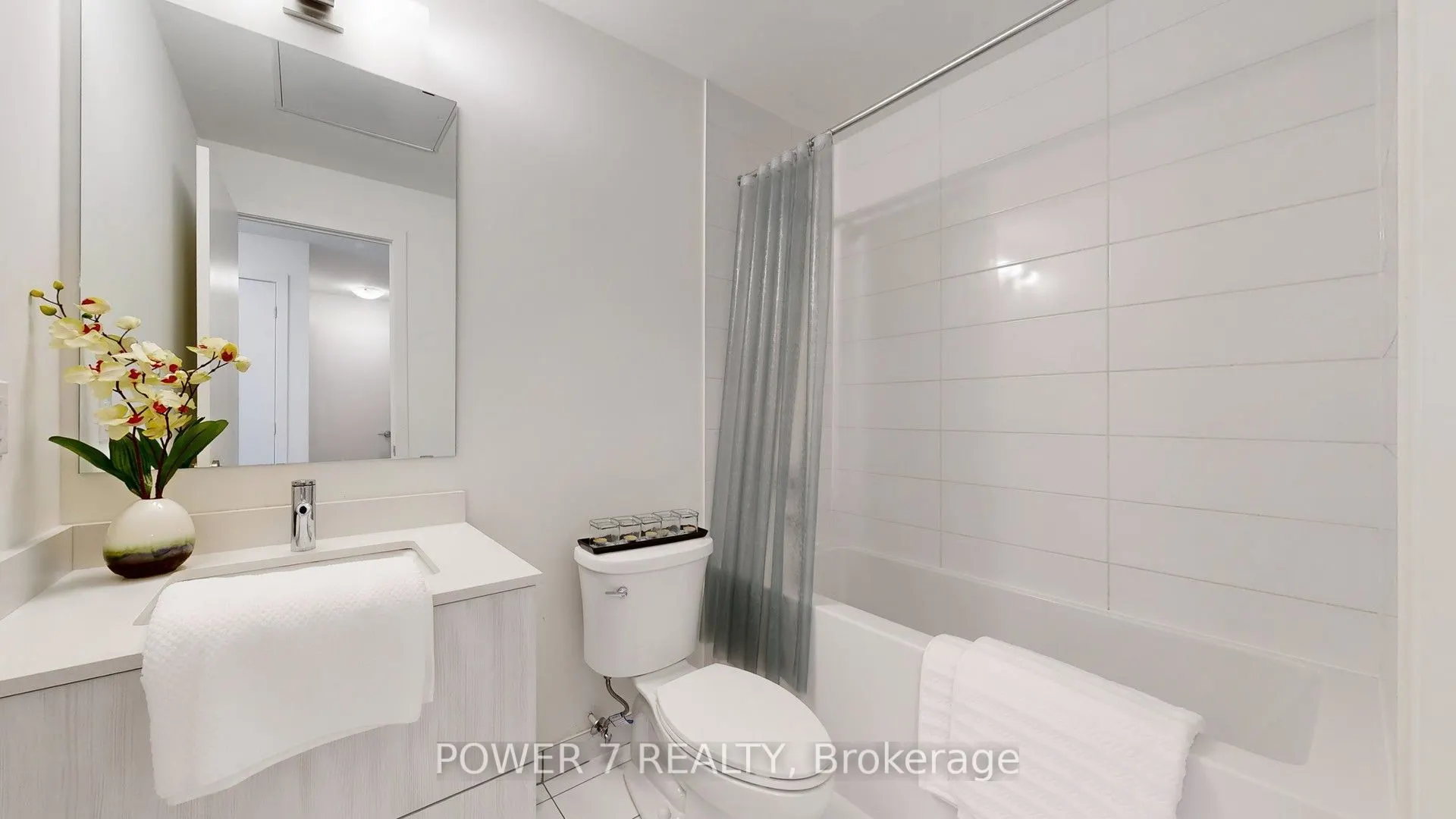 14 David Eyer Road, #1009