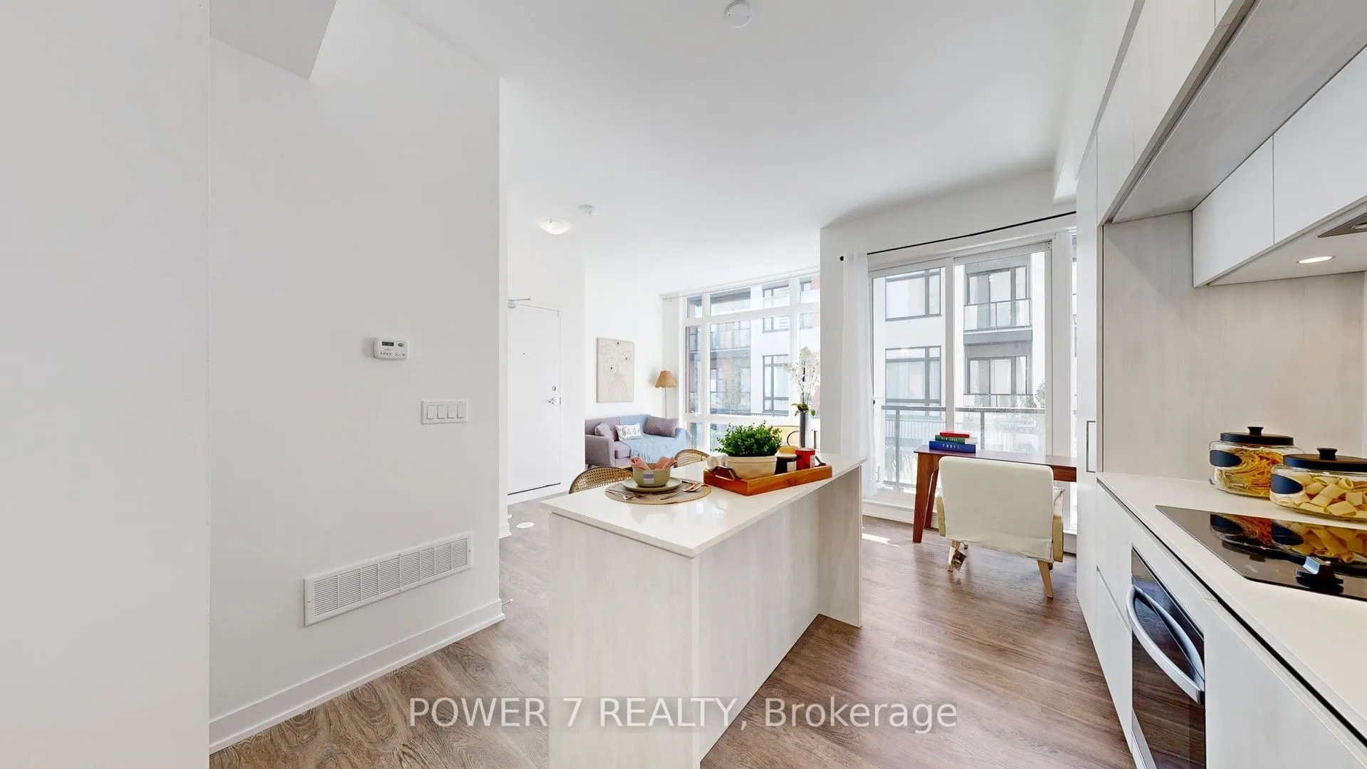 14 David Eyer Road, #1009