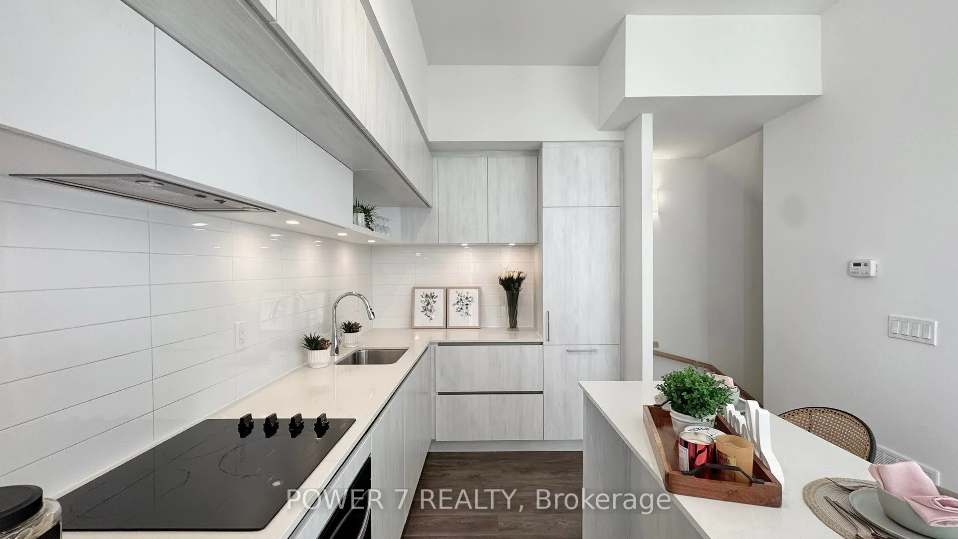 14 David Eyer Road, #1009