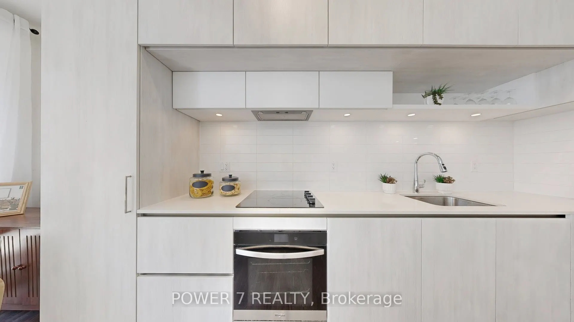 14 David Eyer Road, #1009