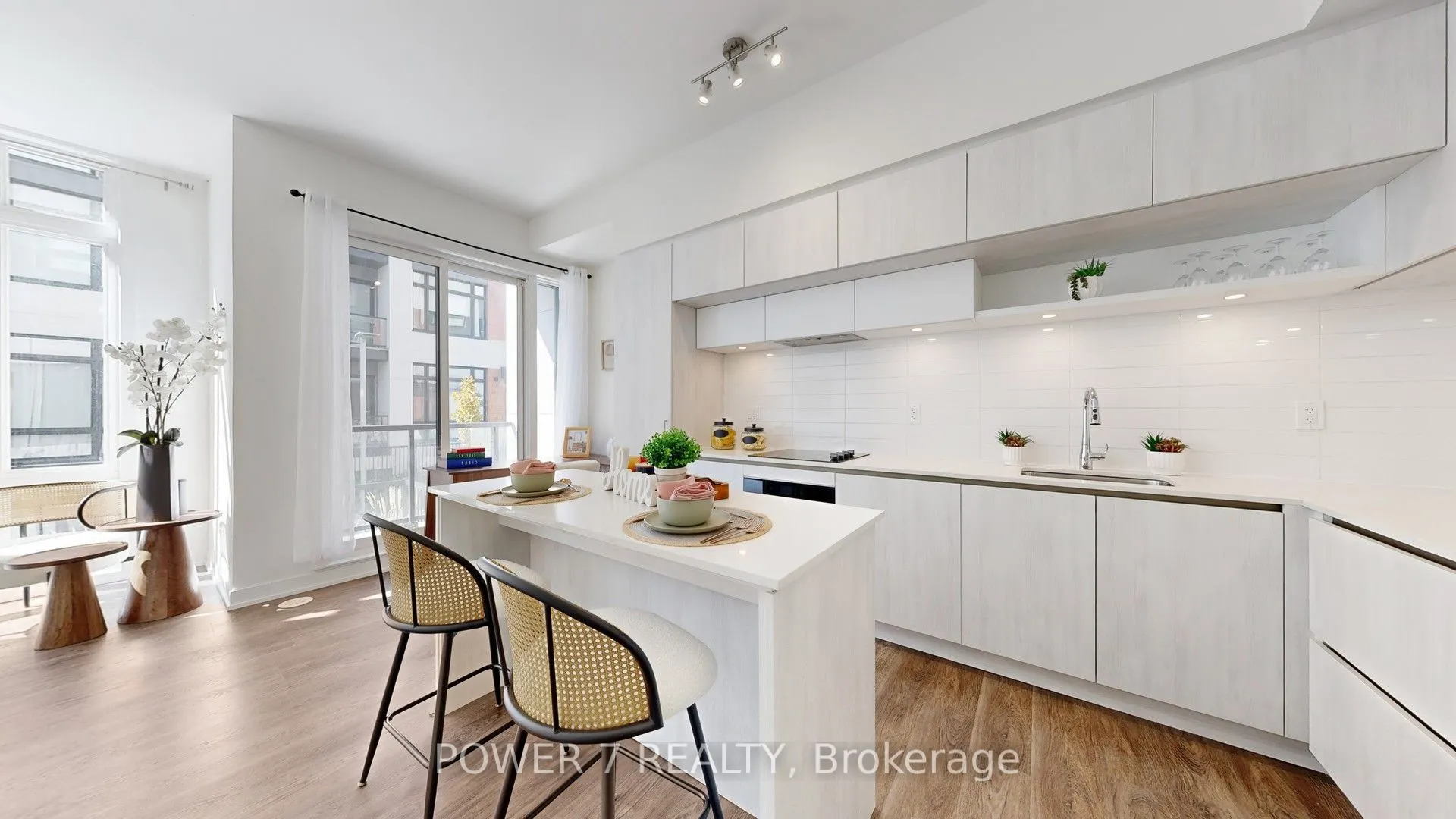 14 David Eyer Road, #1009