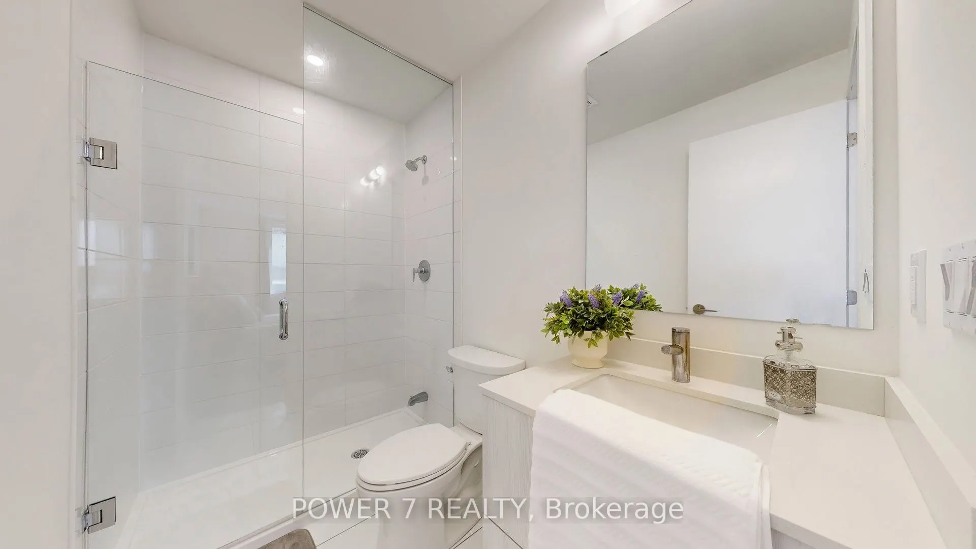 14 David Eyer Road, #1009