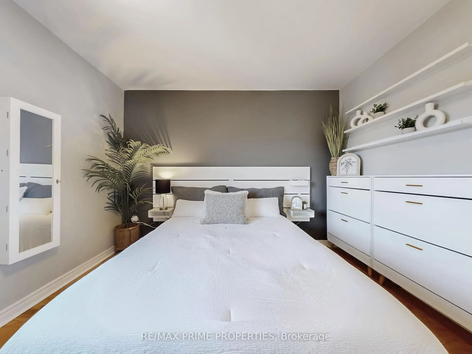 49 Marmill Way, #47