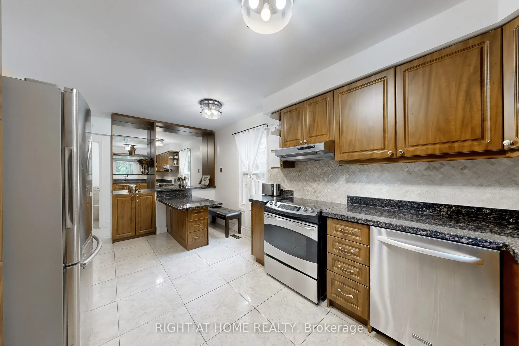 52 Breckonwood Crescent