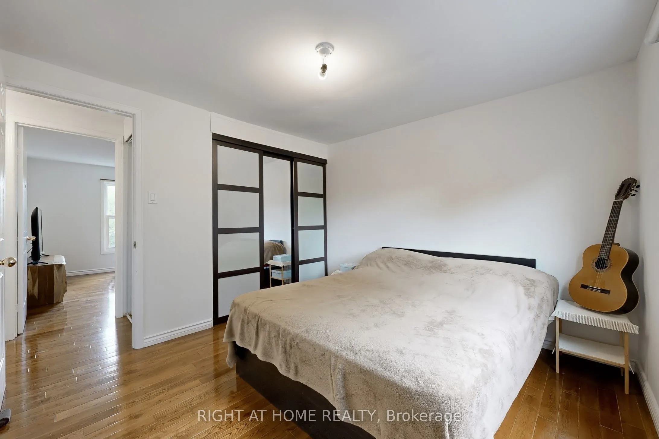 52 Breckonwood Crescent